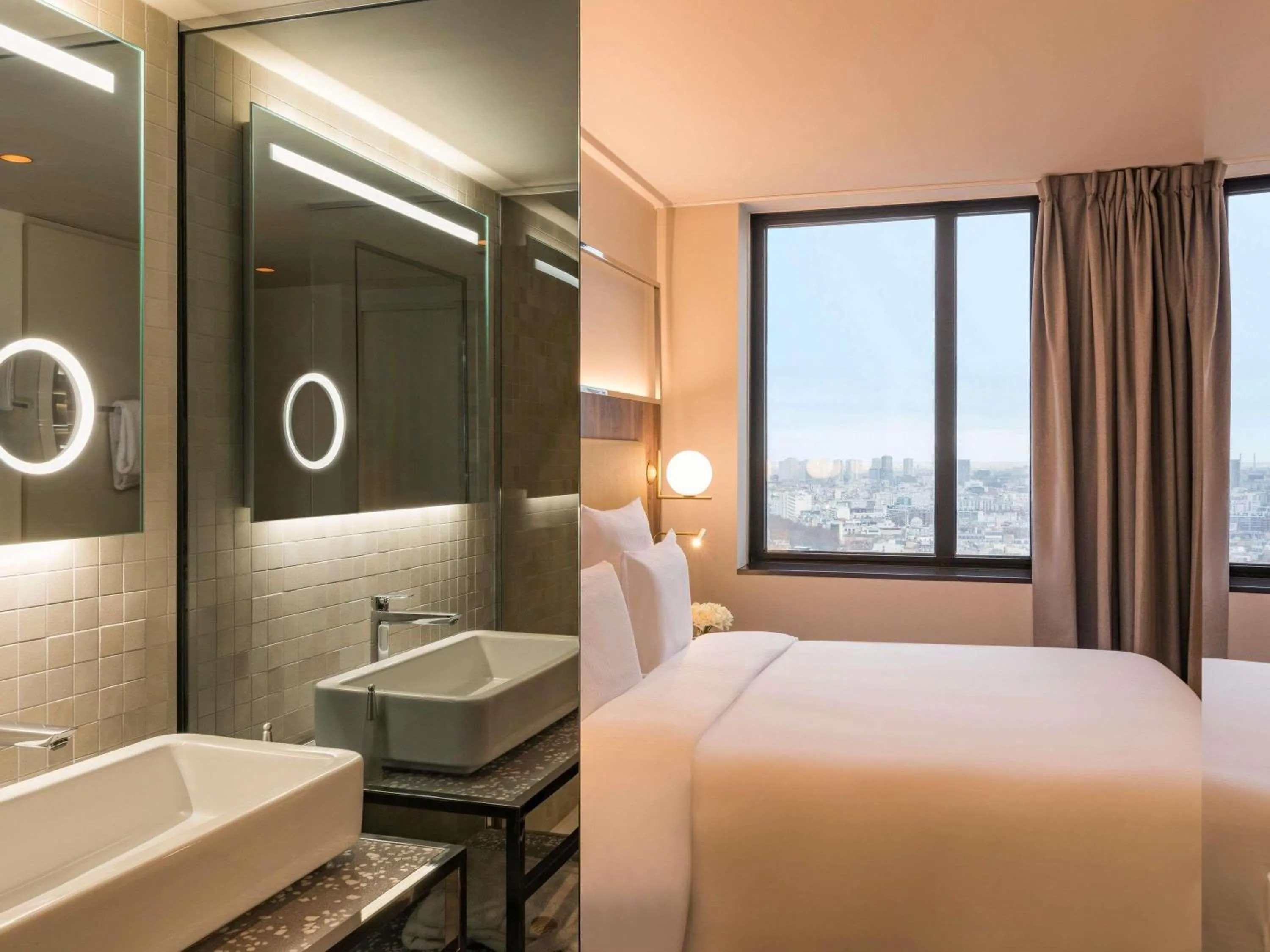 Other, Bed in Pullman Paris Montparnasse
