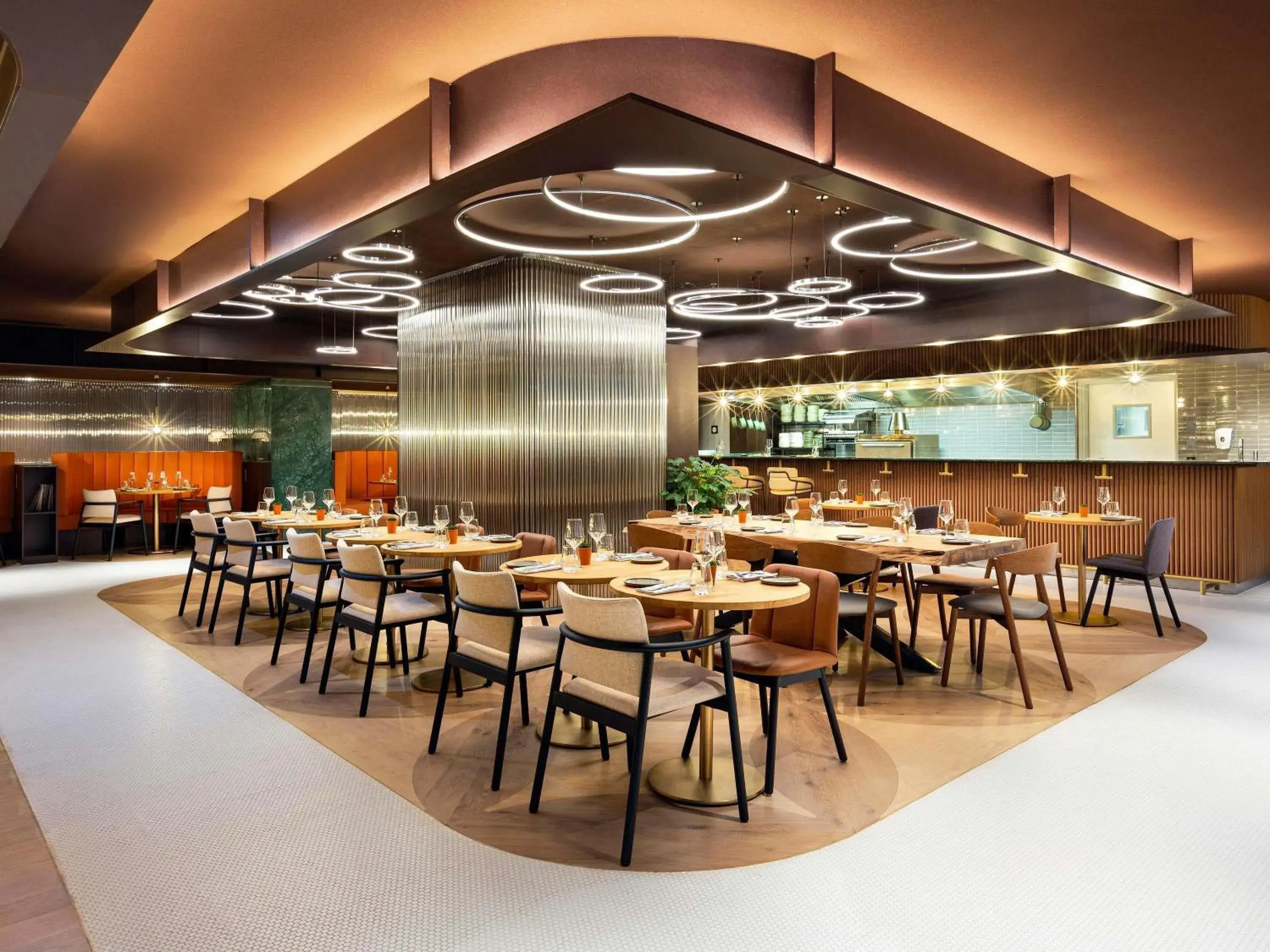 Property building in Pullman Paris Montparnasse Property building in Pullman Paris Montparnasse