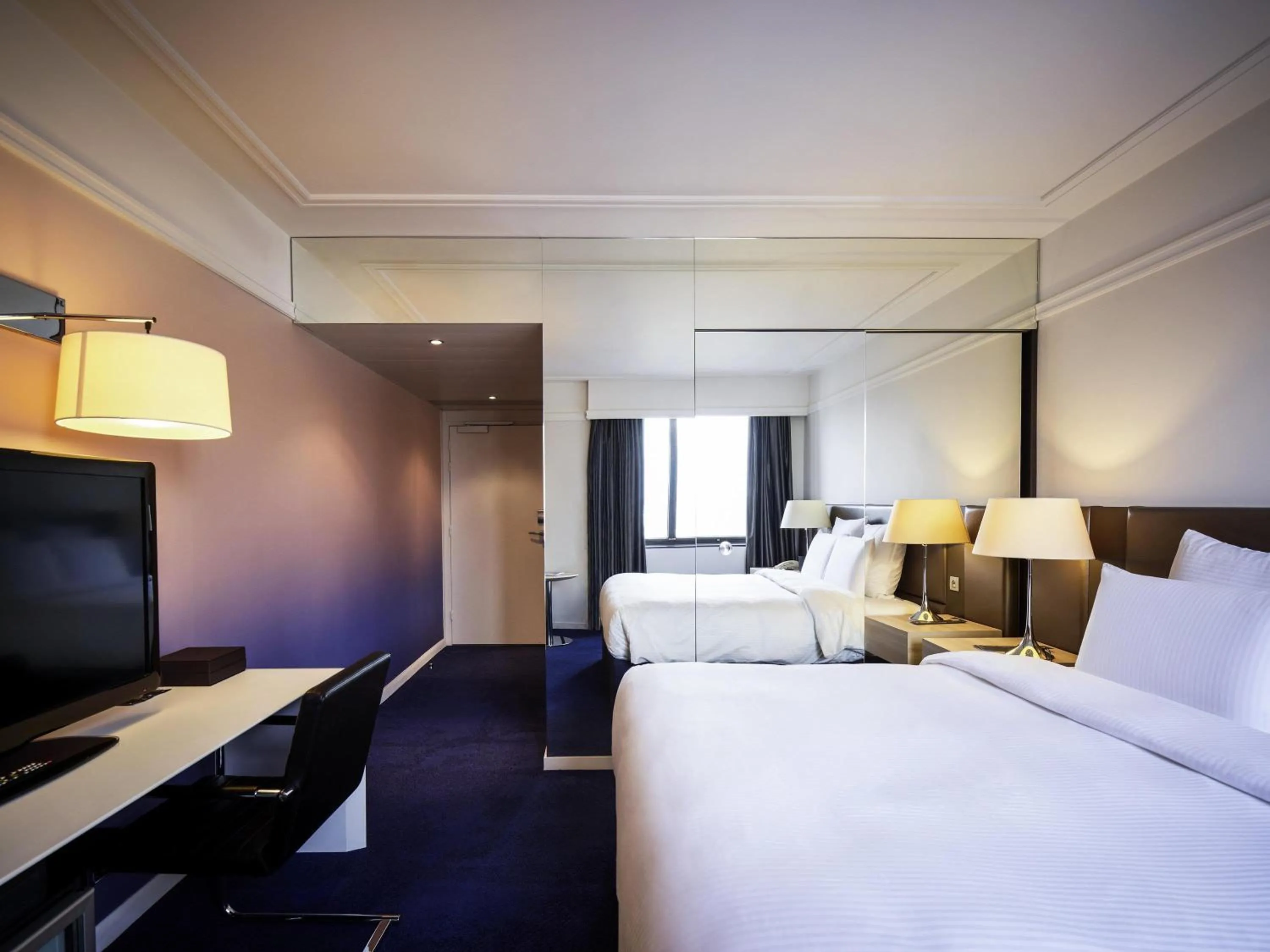 Bedroom, Bed in Pullman Paris Montparnasse