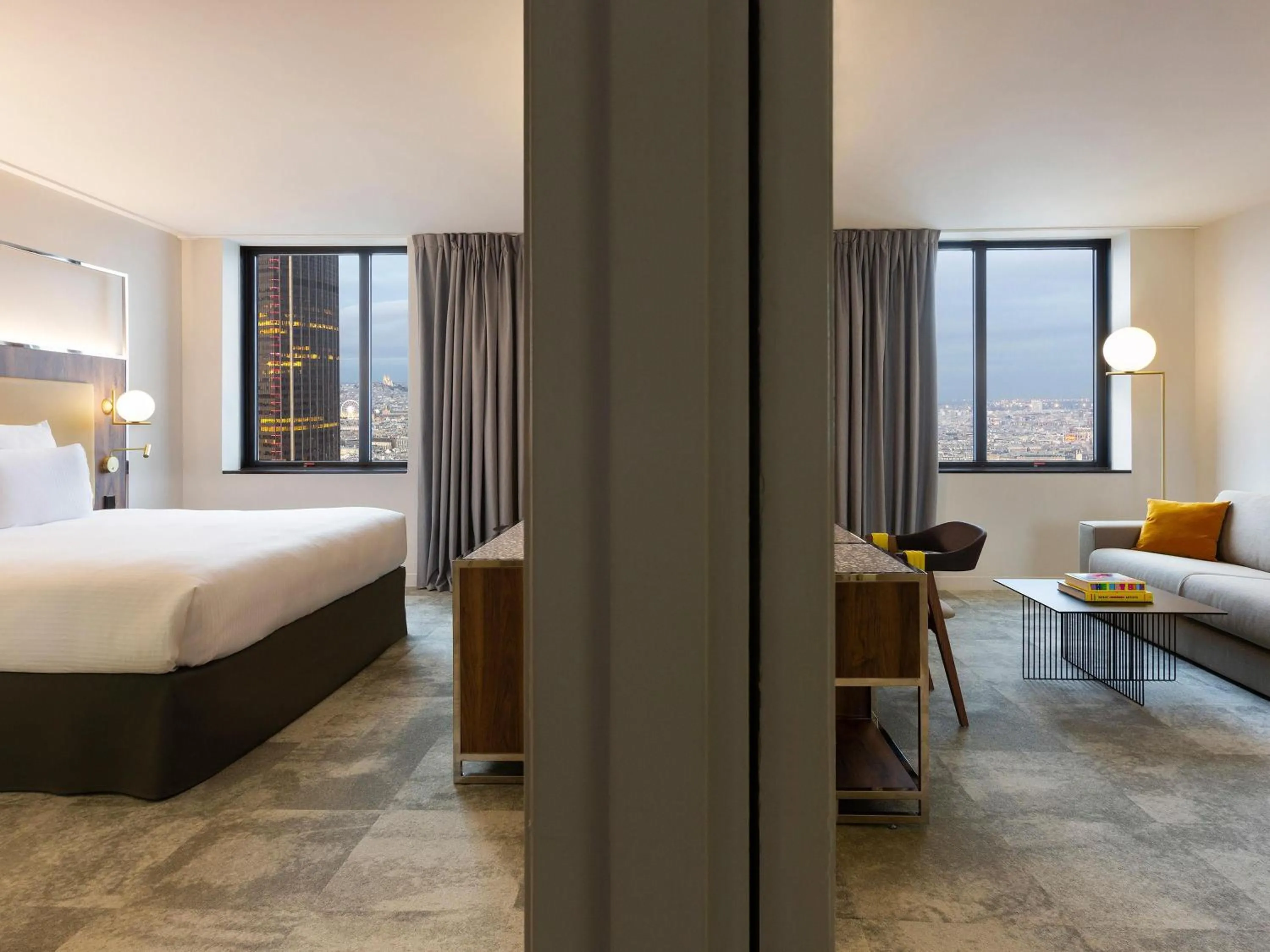 Bedroom, Bed in Pullman Paris Montparnasse