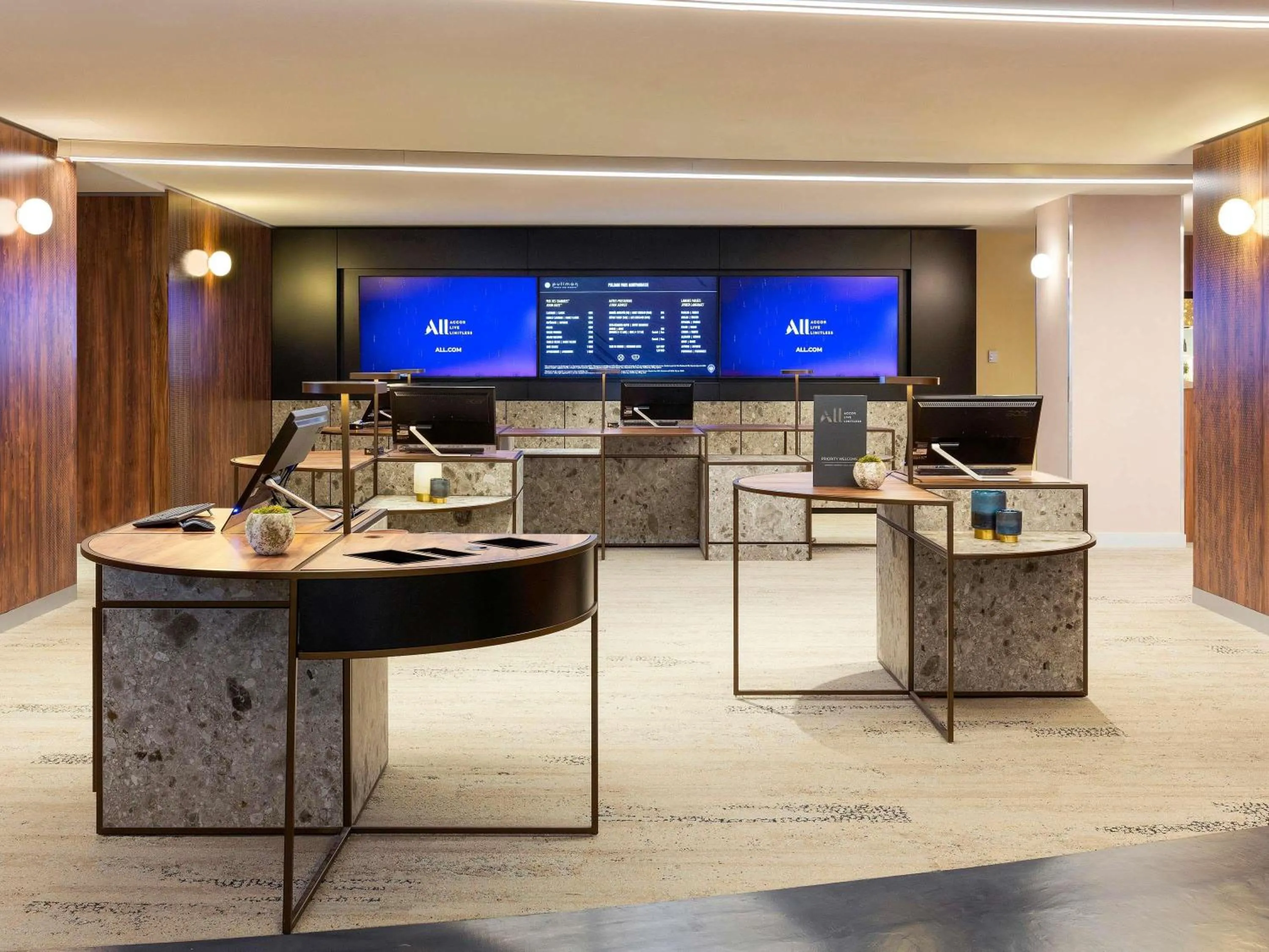 Other in Pullman Paris Montparnasse