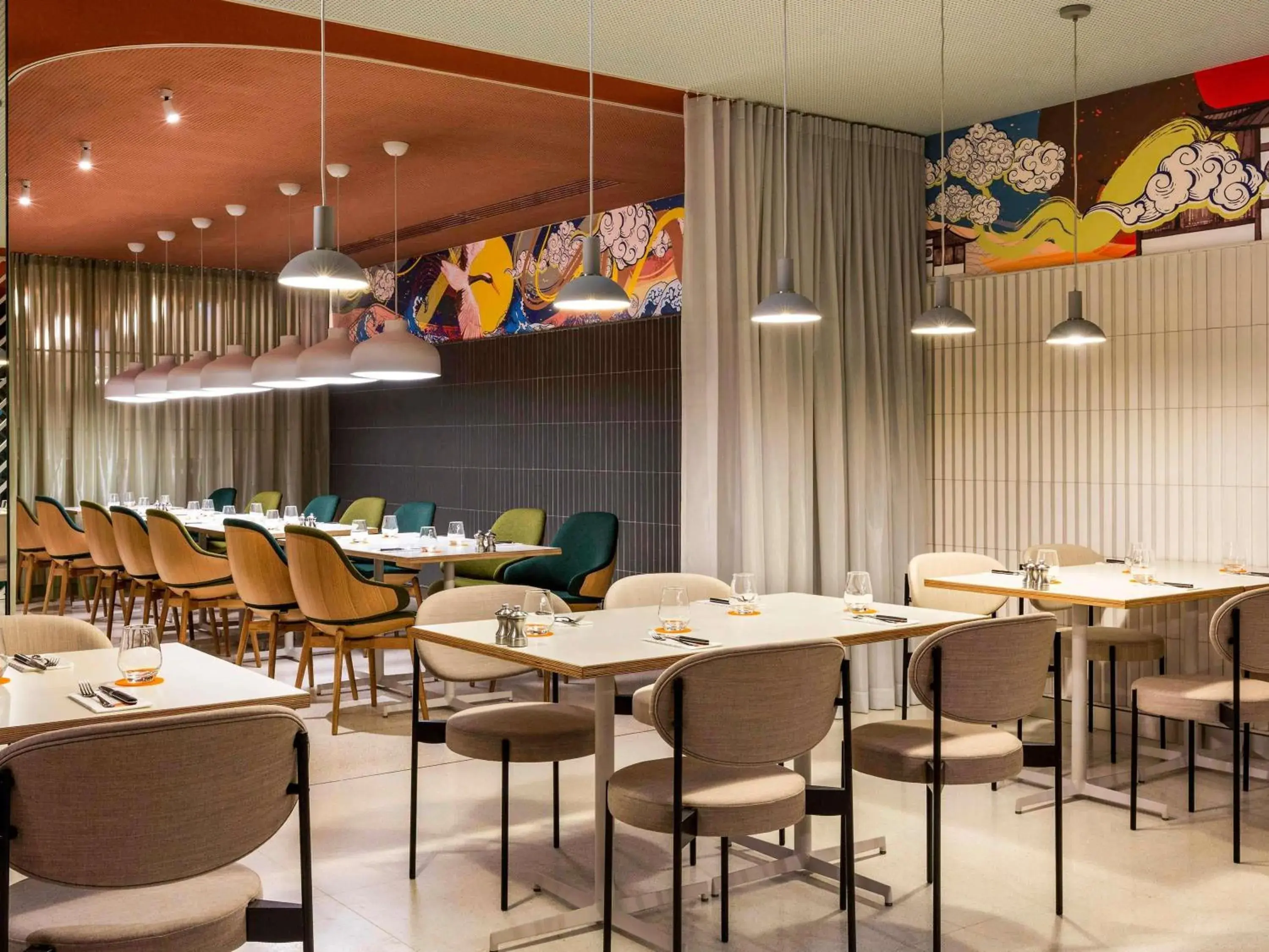 Restaurant/places to eat in Pullman Paris Montparnasse Restaurant/places to eat in Pullman Paris Montparnasse