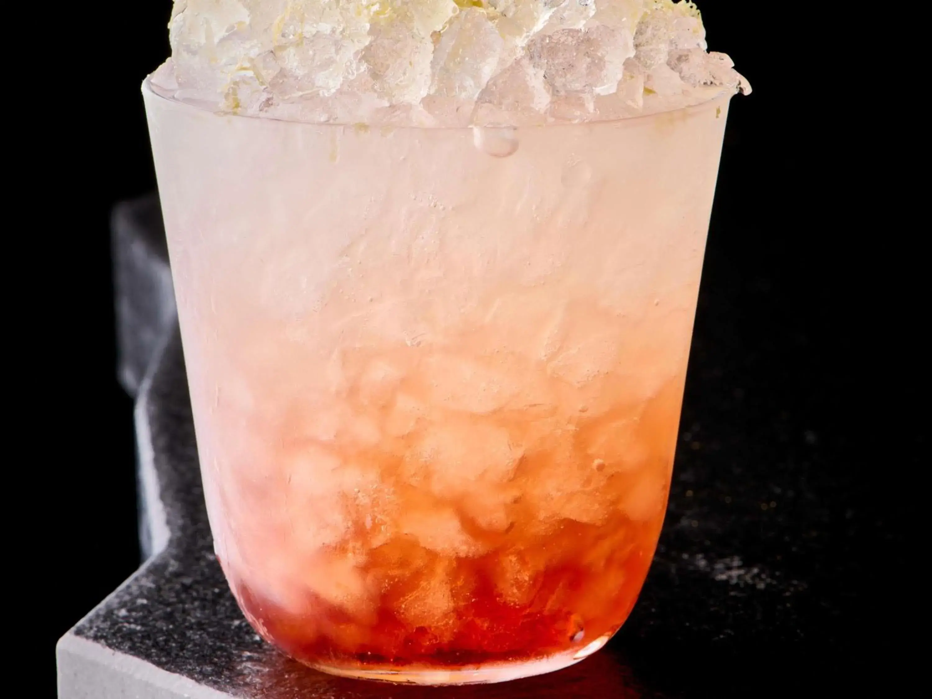 Lounge or bar in Pullman Paris Montparnasse Lounge or bar in Pullman Paris Montparnasse