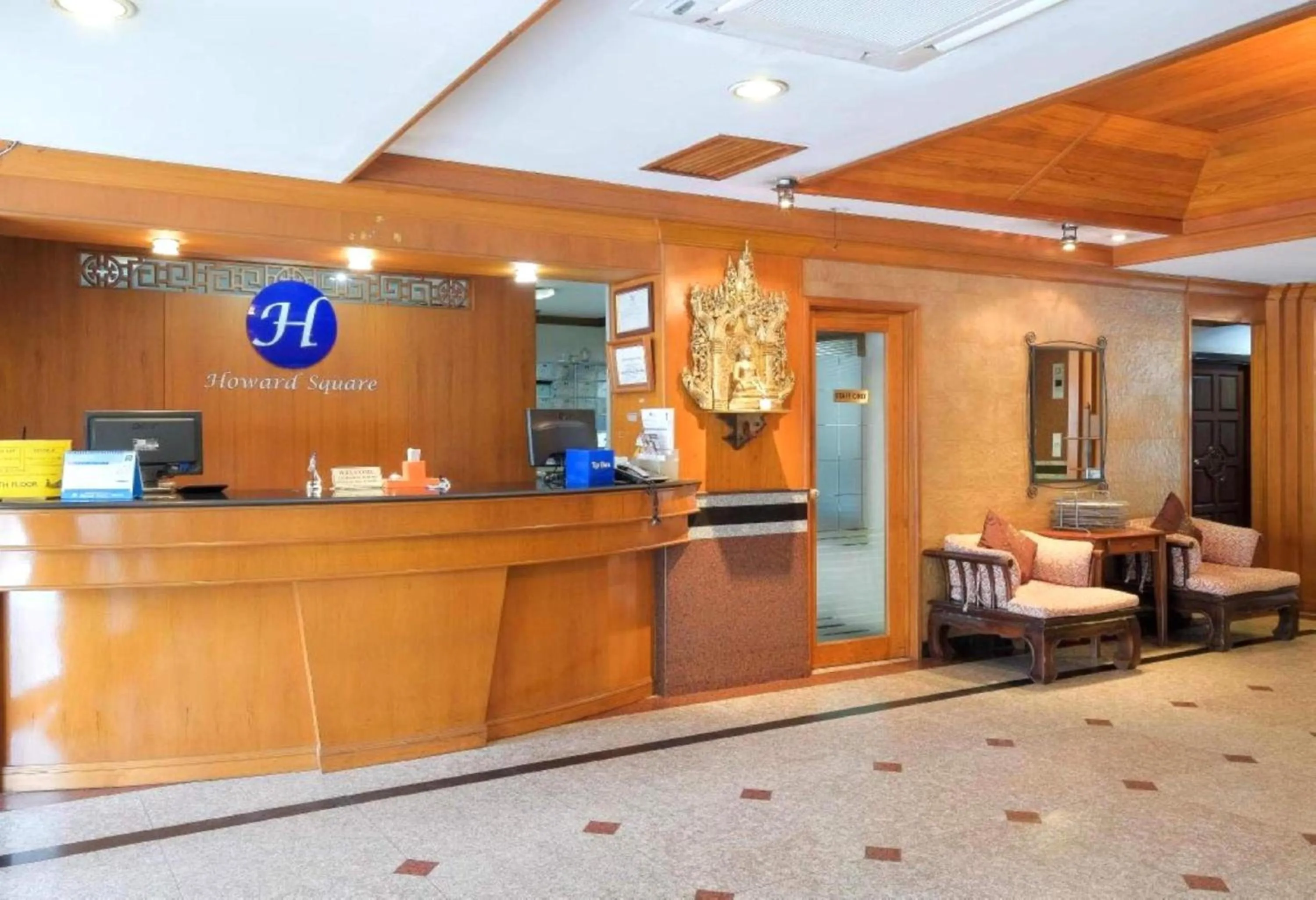 Lobby or reception in Collection O Howard Square Boutique Hotel