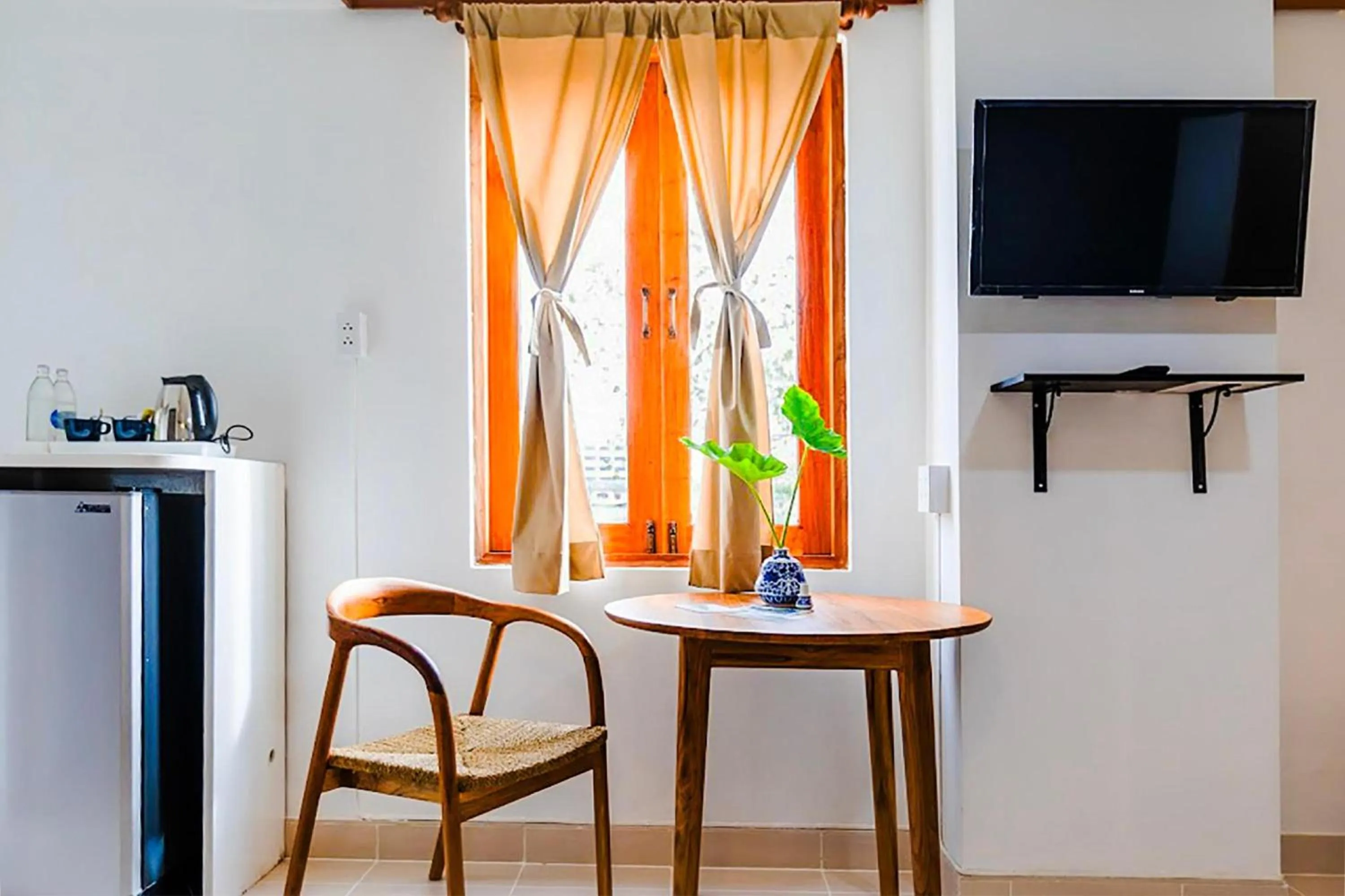 View (from property/room) in Collection O Howard Square Boutique Hotel