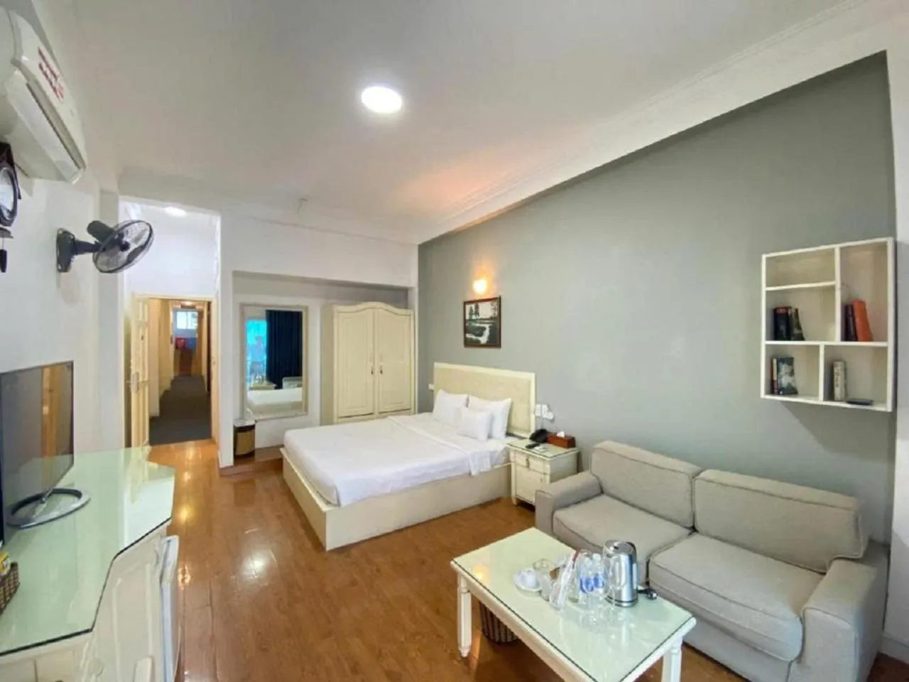 Bed in A25 Hotel - 35 Mạc Thị Bưởi
