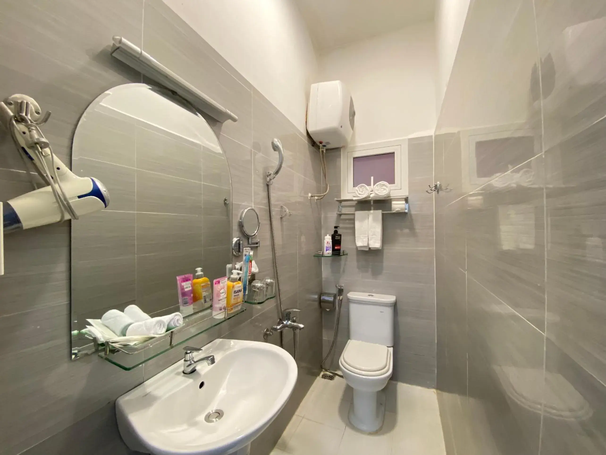 Standard Double Room in A25 Hotel - 35 Mạc Thị Bưởi Standard Double Room in A25 Hotel - 35 Mạc Thị Bưởi