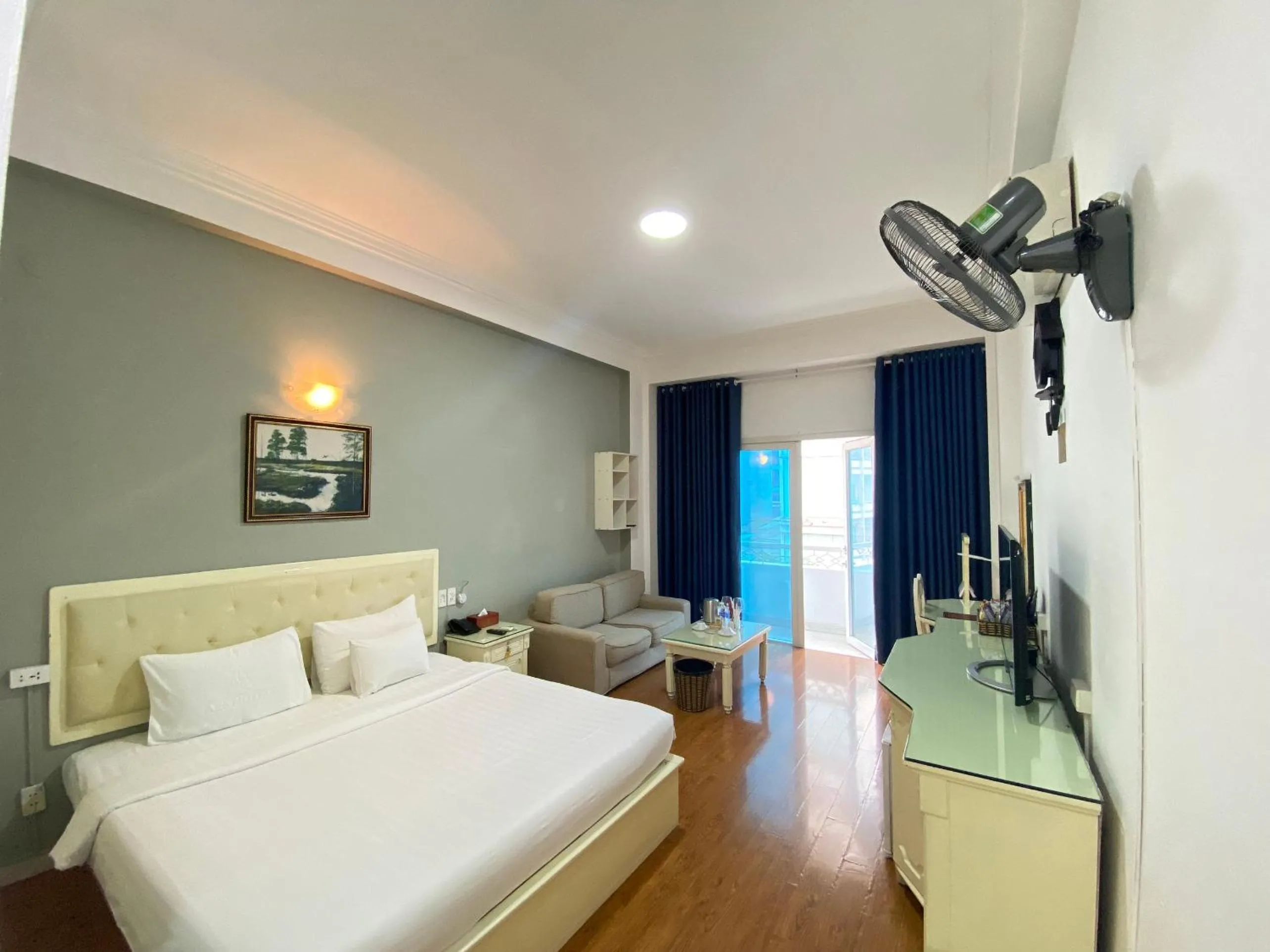 Bed in A25 Hotel - 35 Mạc Thị Bưởi