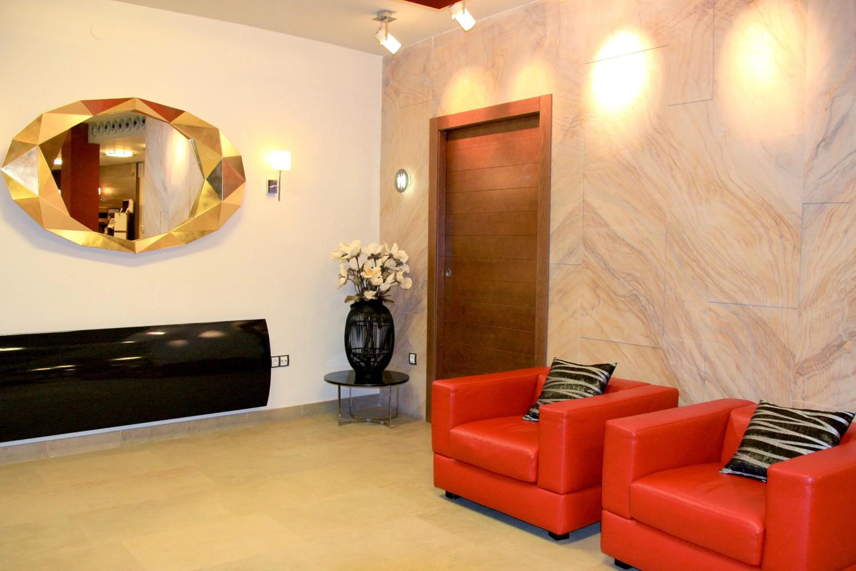 Other in HOTEL XAUEN en pleno centro con acceso autorizado y a 100m de la Catedral