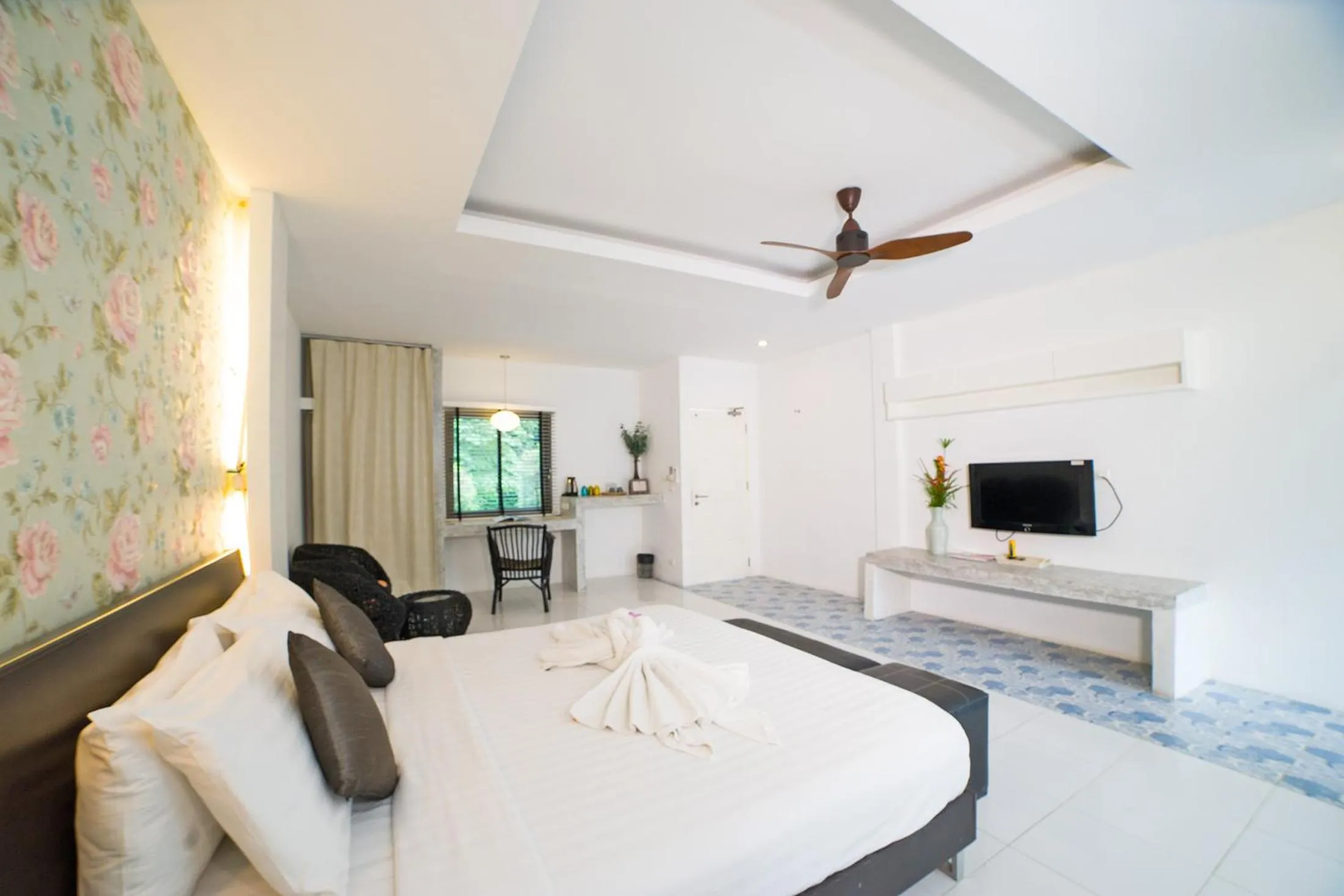 Bedroom, Bed in Surintra Boutique Resort