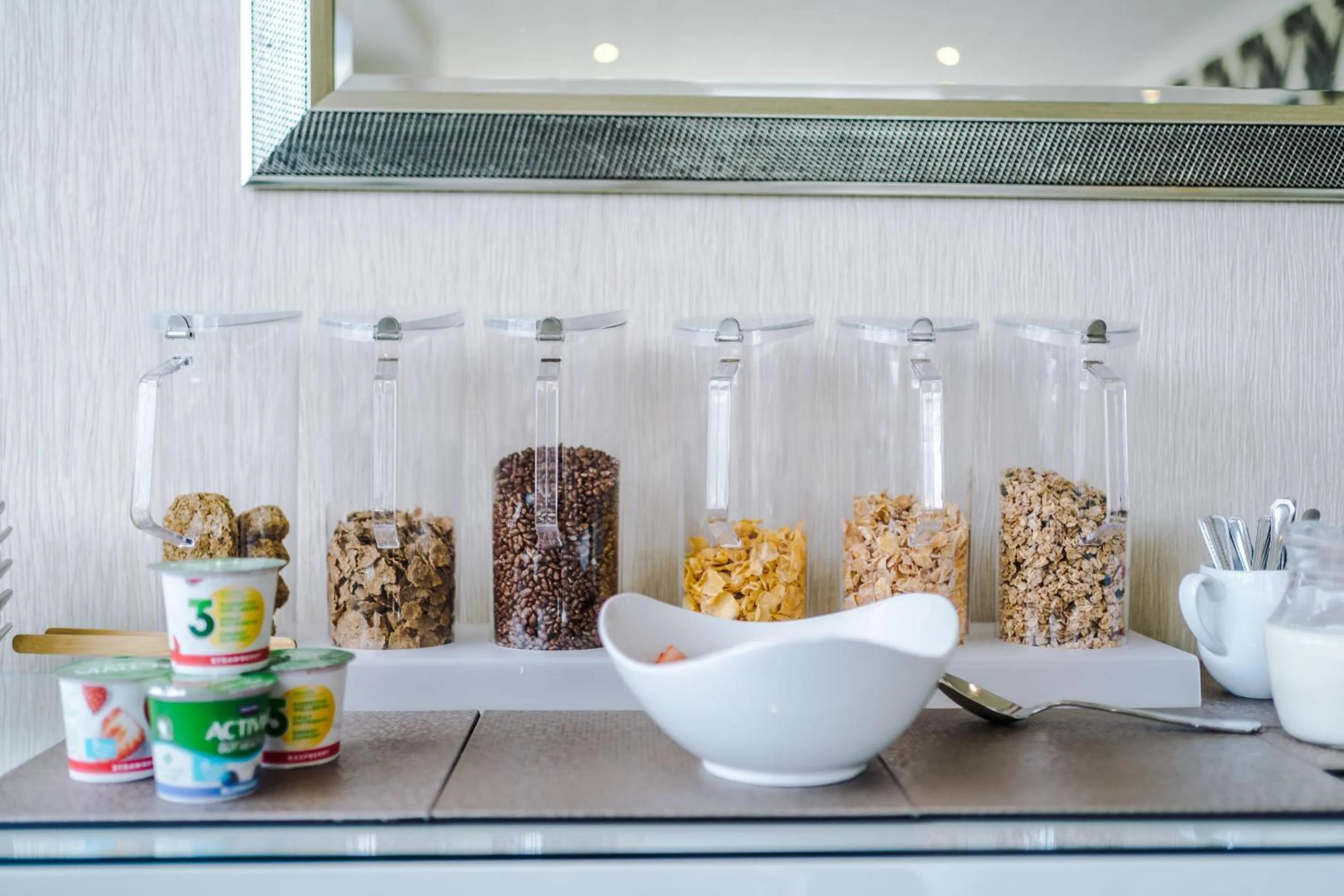 Breakfast in Holcombe Guest House