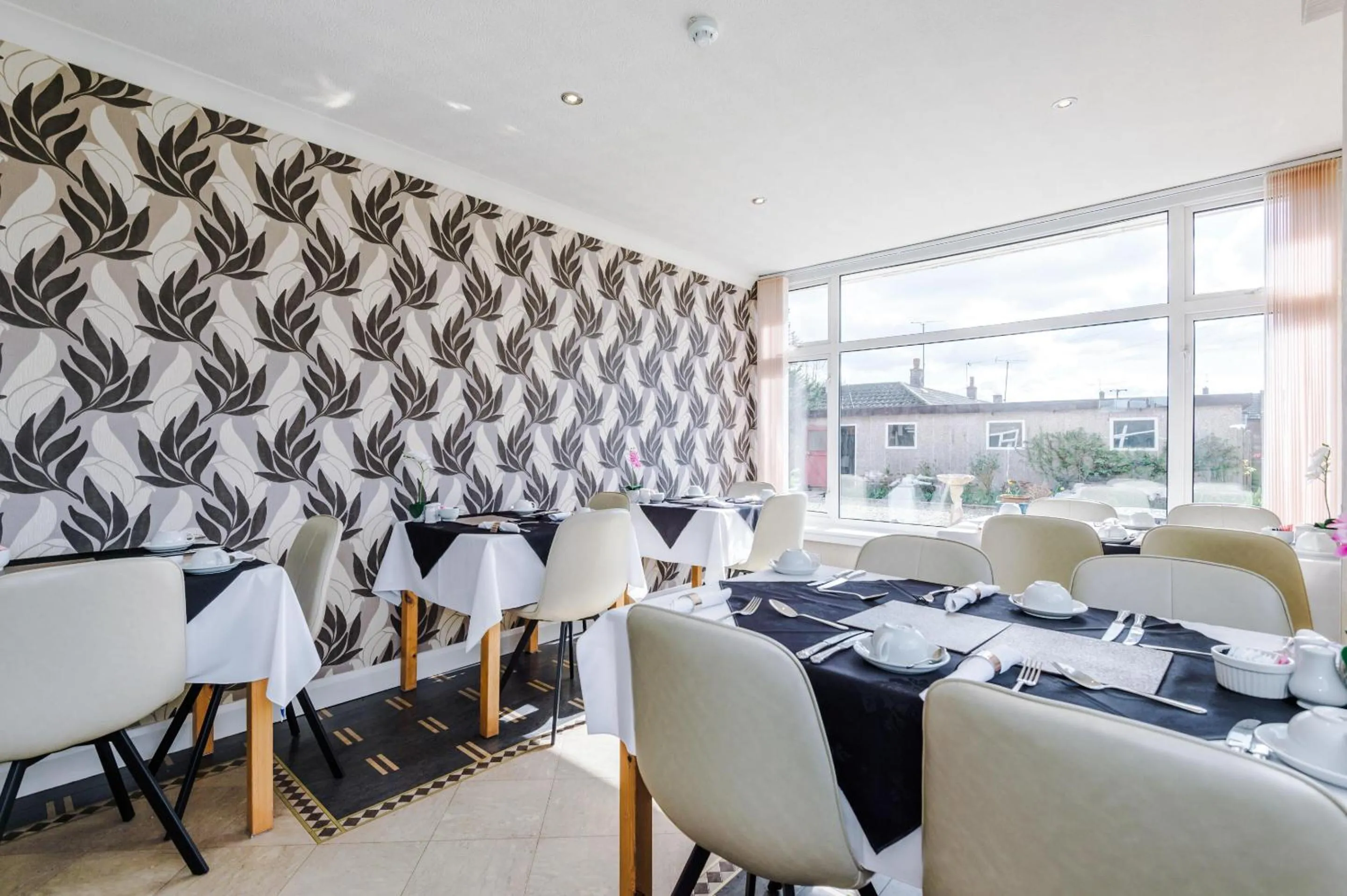 Dining area in Holcombe Guest House