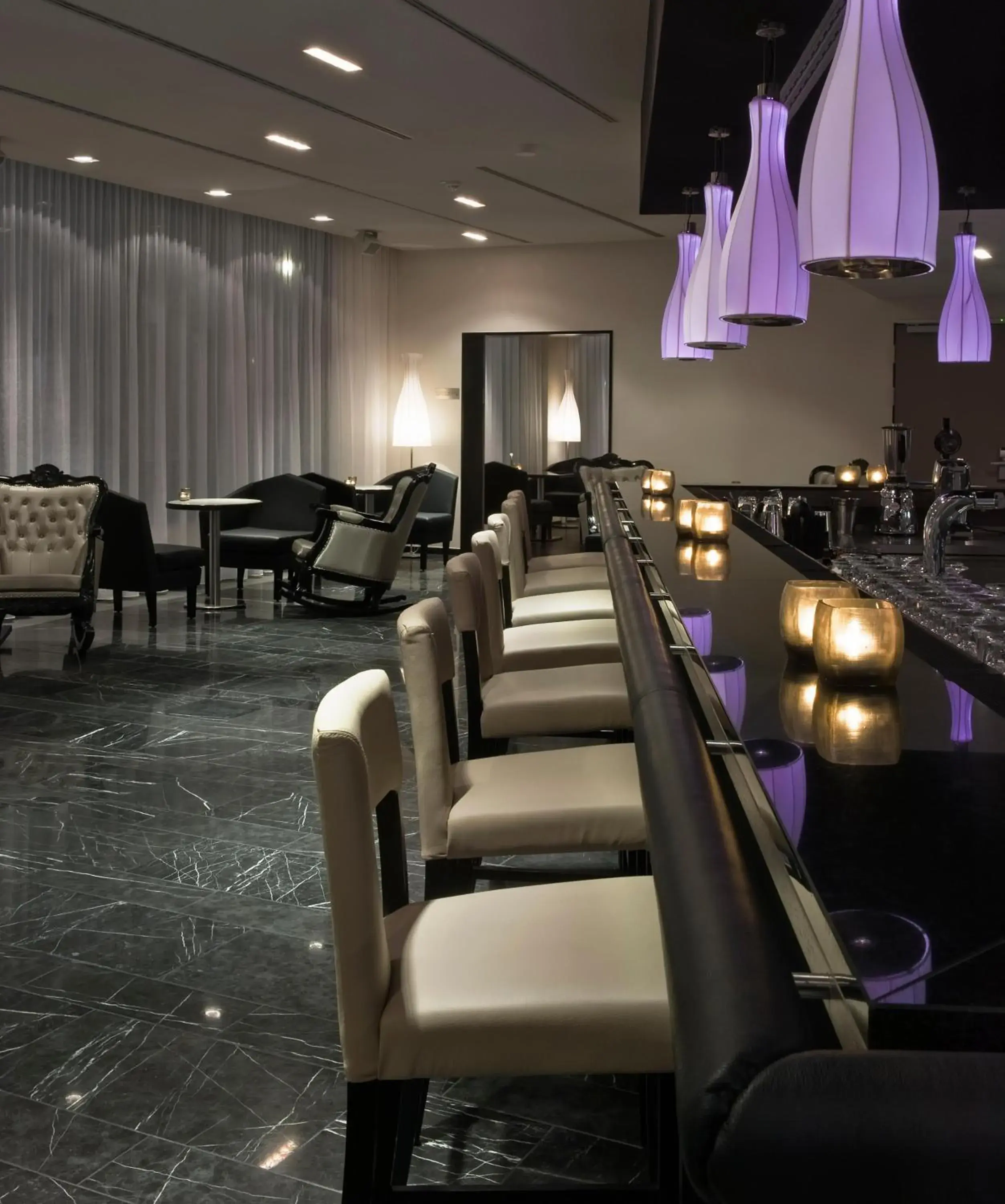 Lounge or bar in ARCOTEL John F Berlin Lounge or bar in ARCOTEL John F Berlin