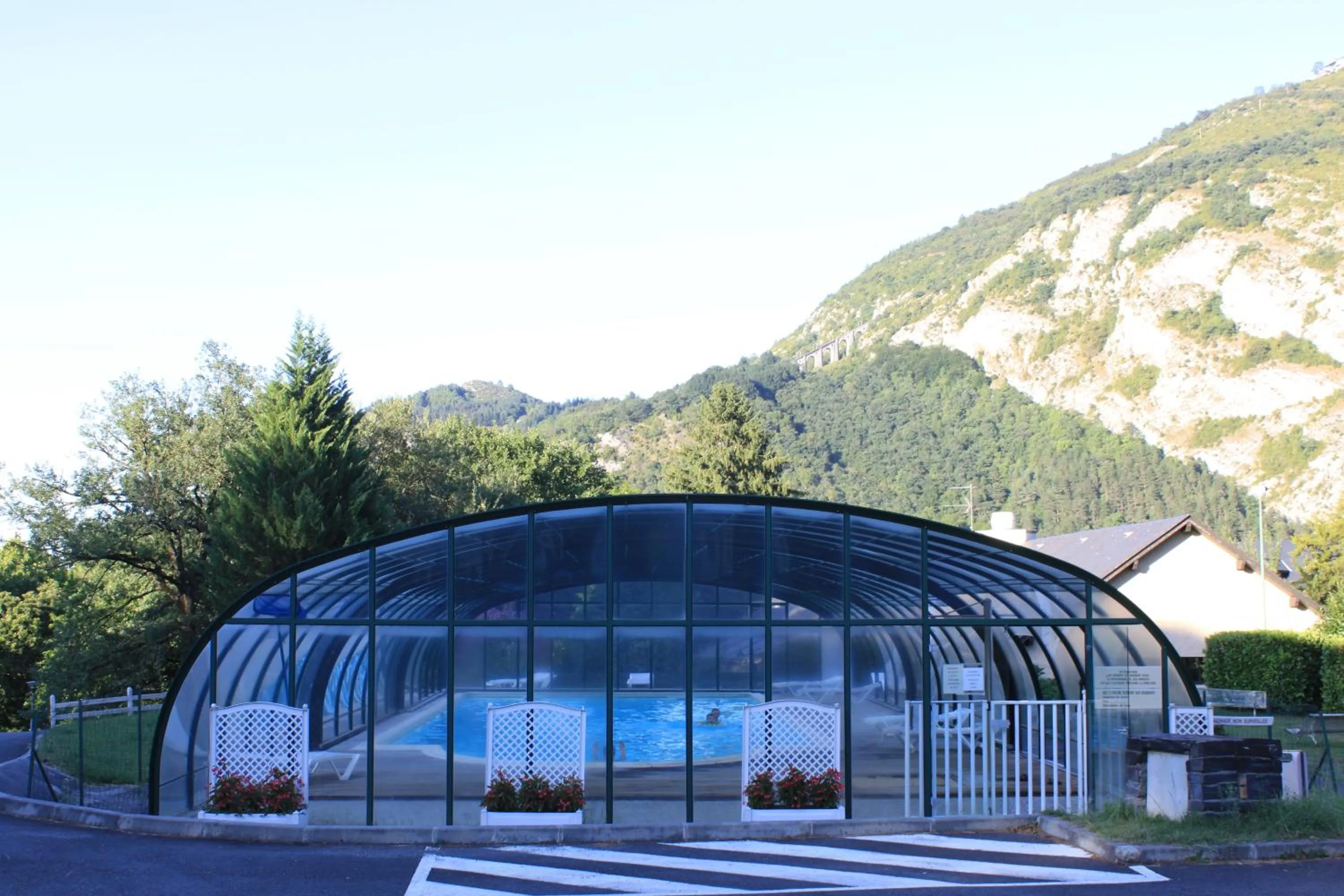 Swimming pool in Résidence Les Marquises
