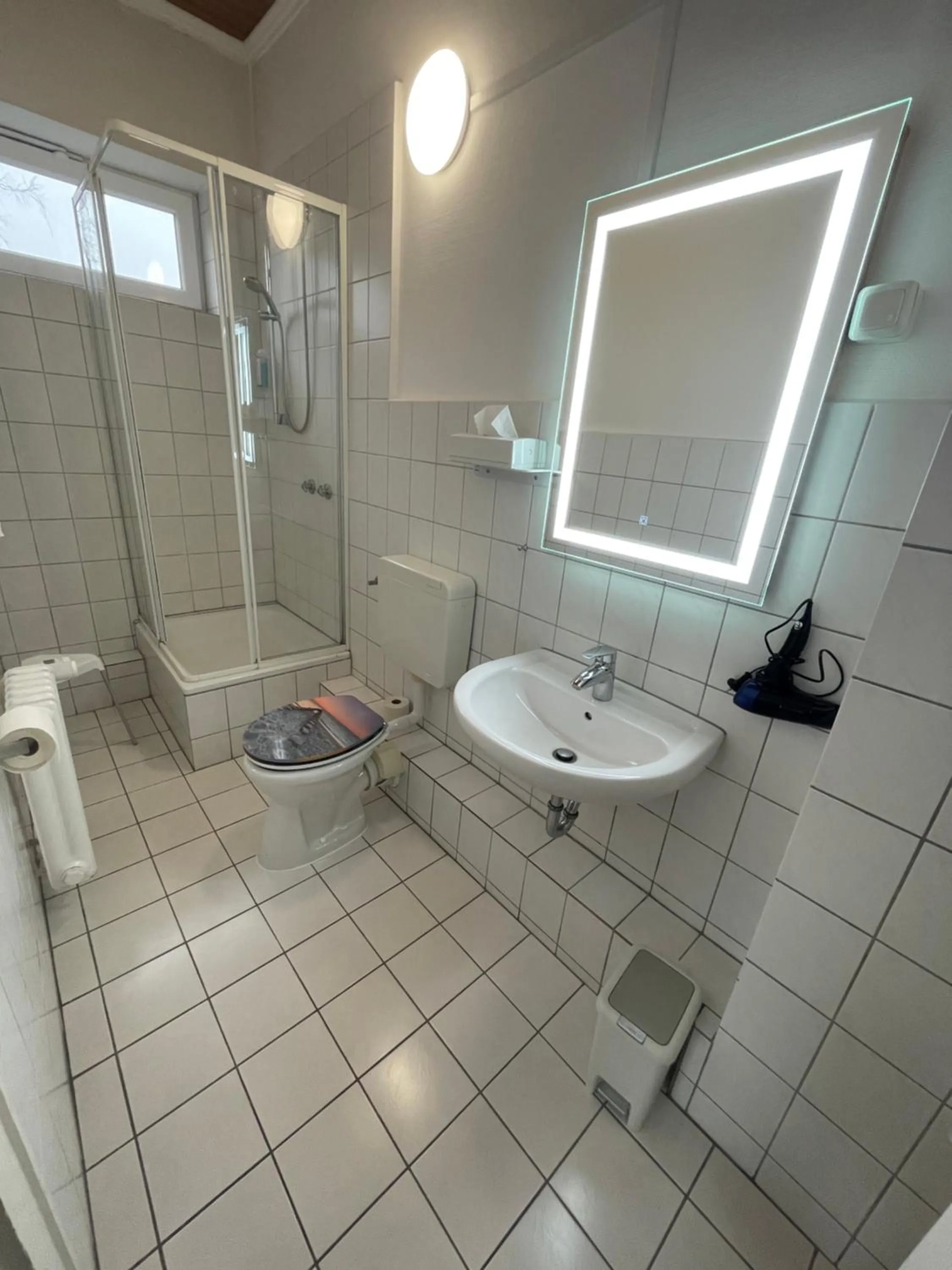 Bathroom in Schollers Restaurant & Hotel