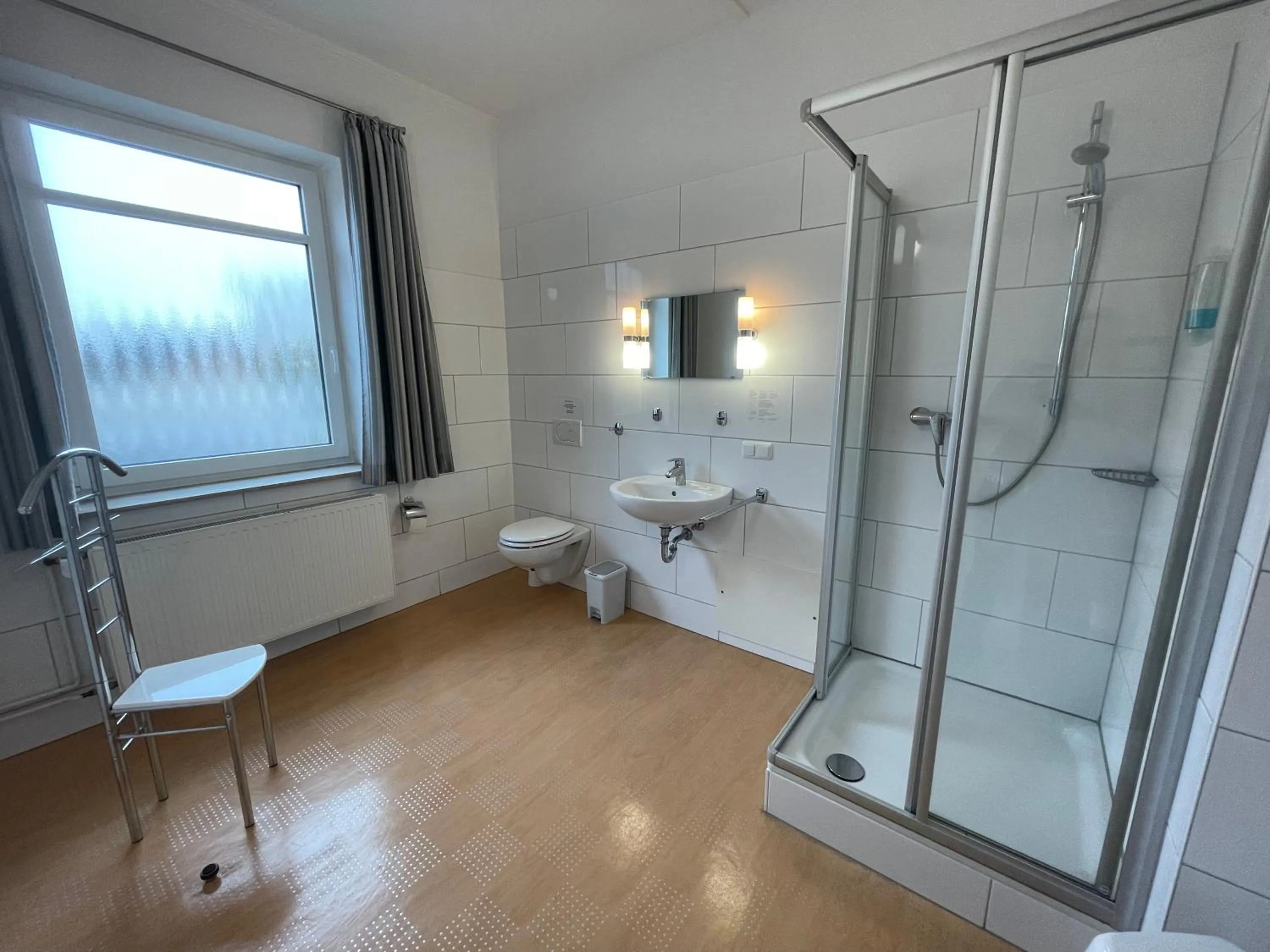 Bathroom in Schollers Restaurant & Hotel