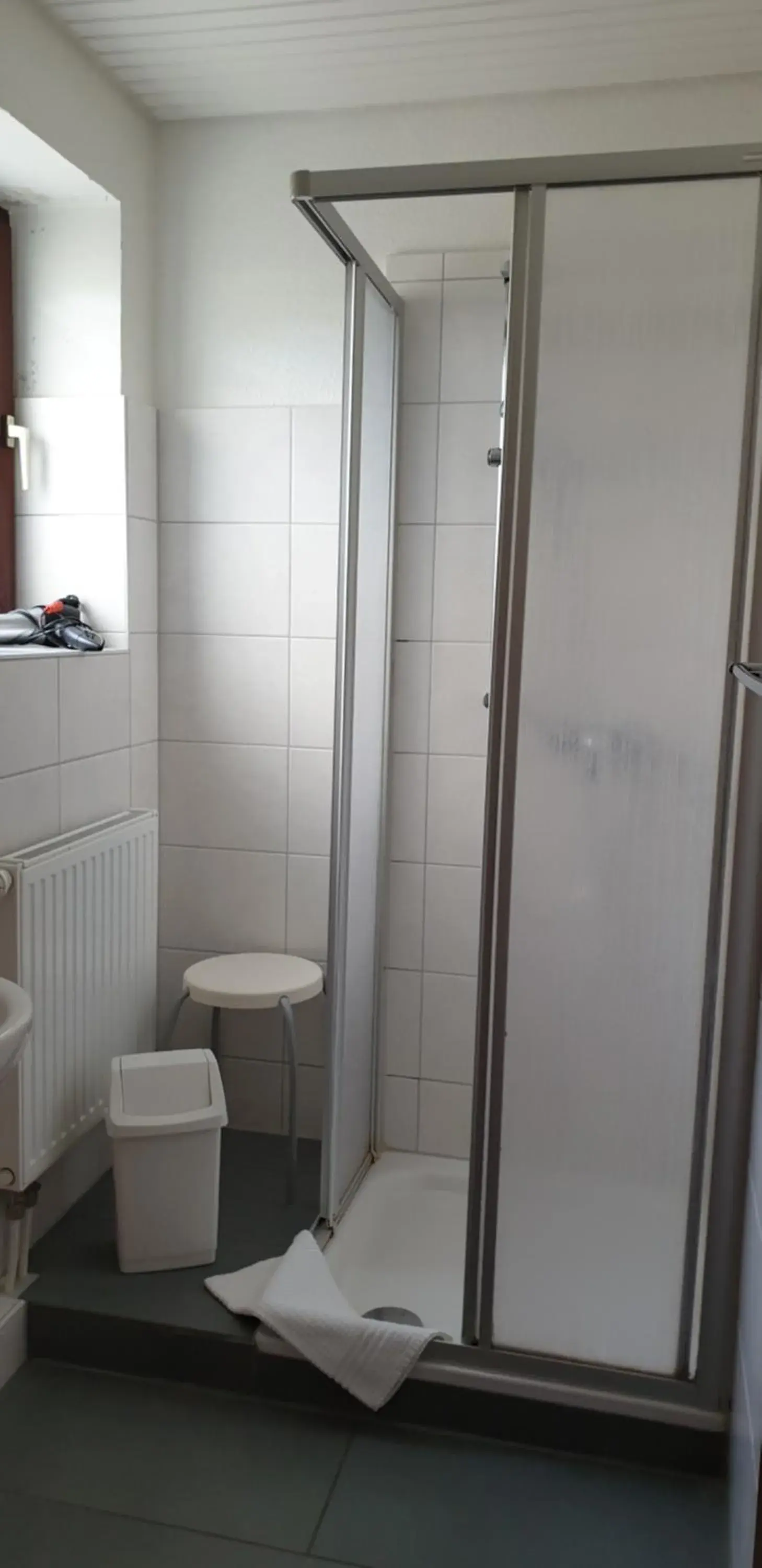 hostel room standard in Schollers Restaurant & Hotel hostel room standard in Schollers Restaurant & Hotel