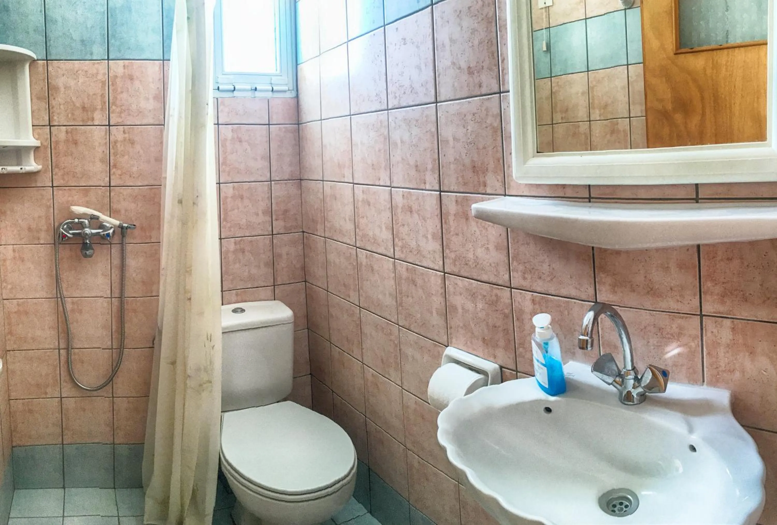 Standard Single Room with Mountain View in Hotel Helena