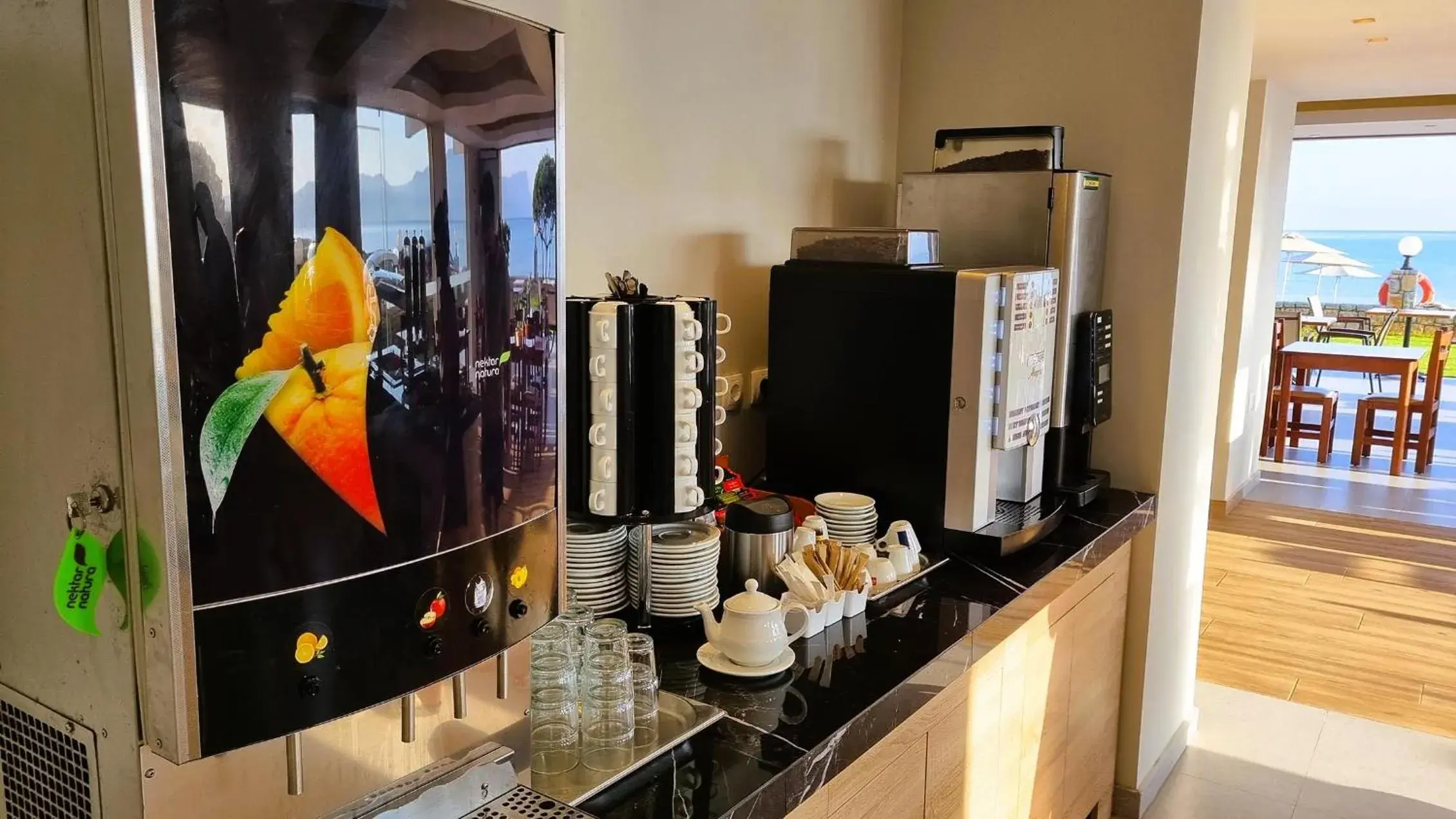 Breakfast in Sunny Bay Hotel Breakfast in Sunny Bay Hotel