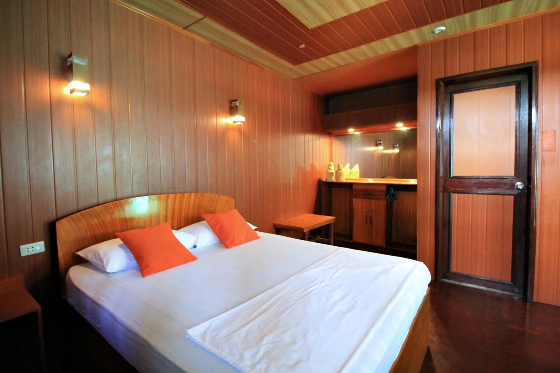 Bed in Frendz Hostel Boracay