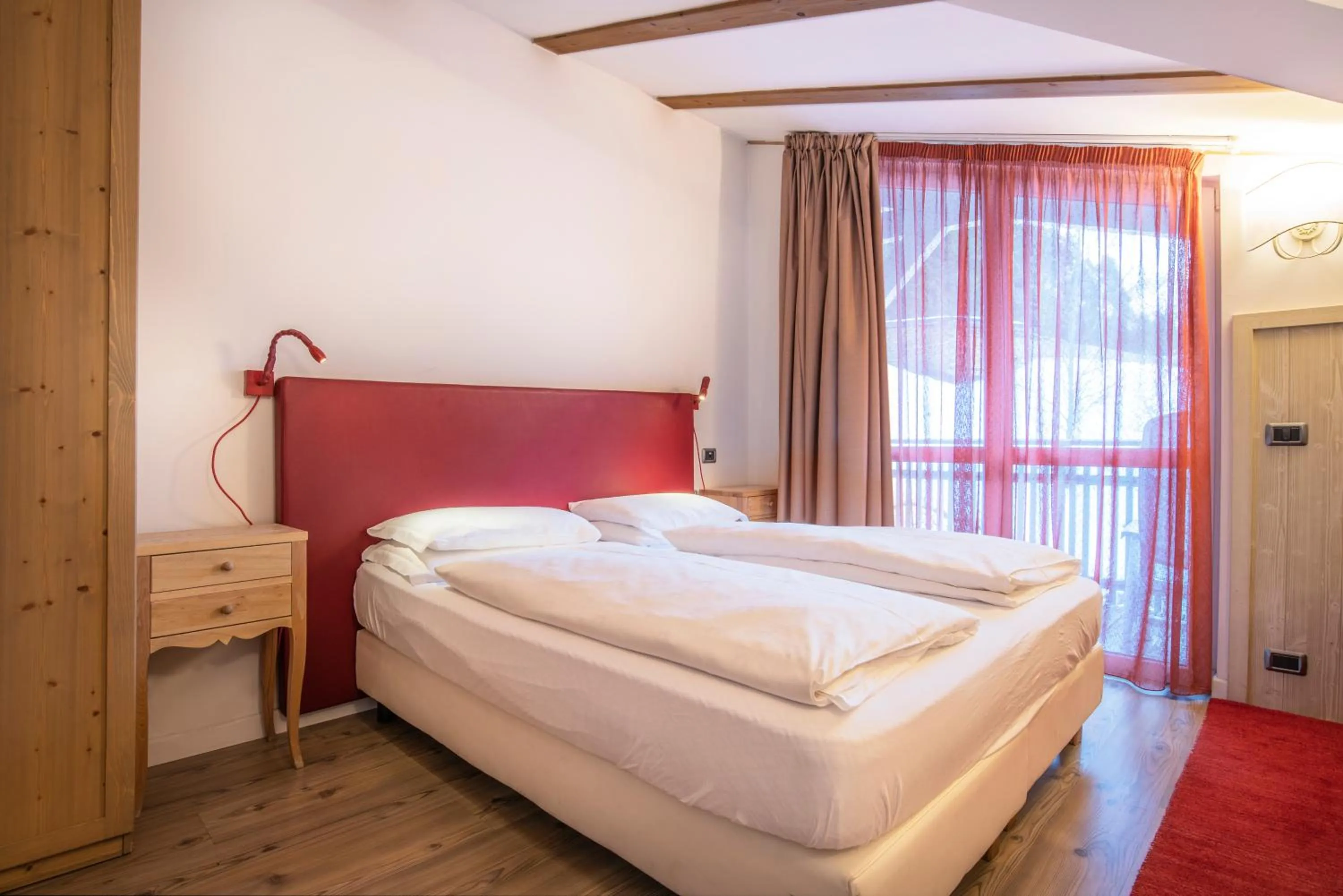 Photo of the whole room, Bed in Hotel Resort Al Sole