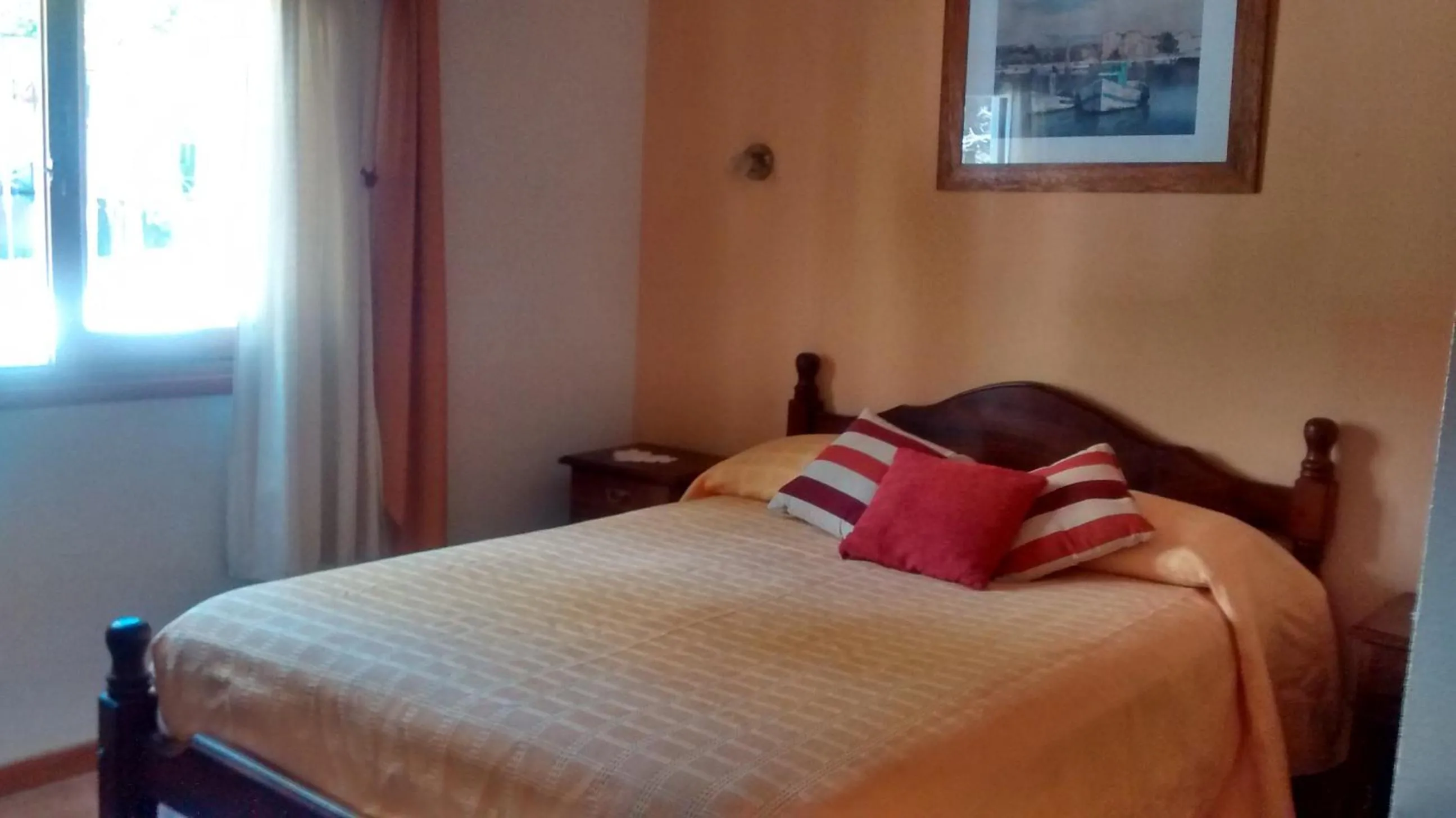 Bed in Ñande Roga