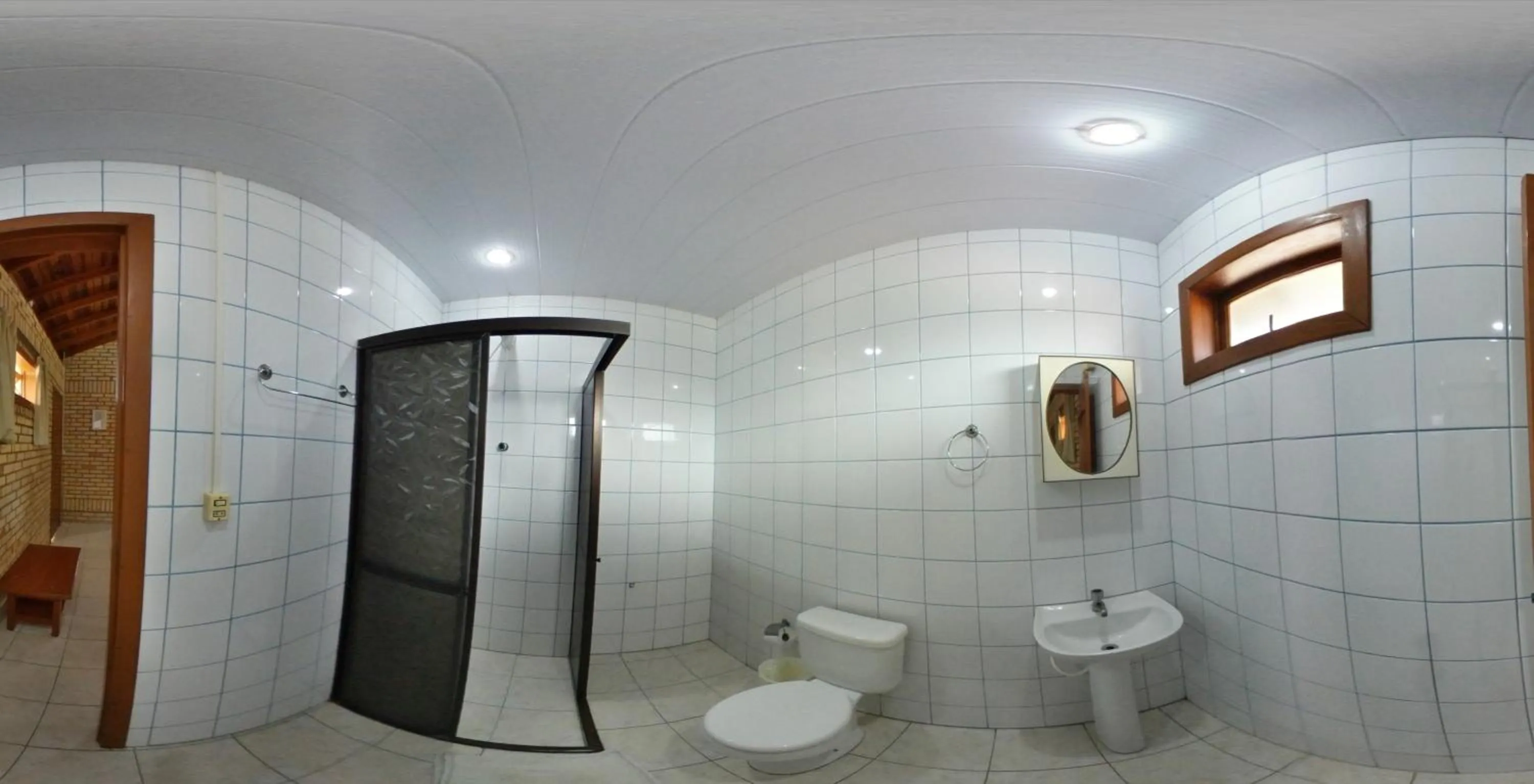 Bathroom in Pousada Maunaloa