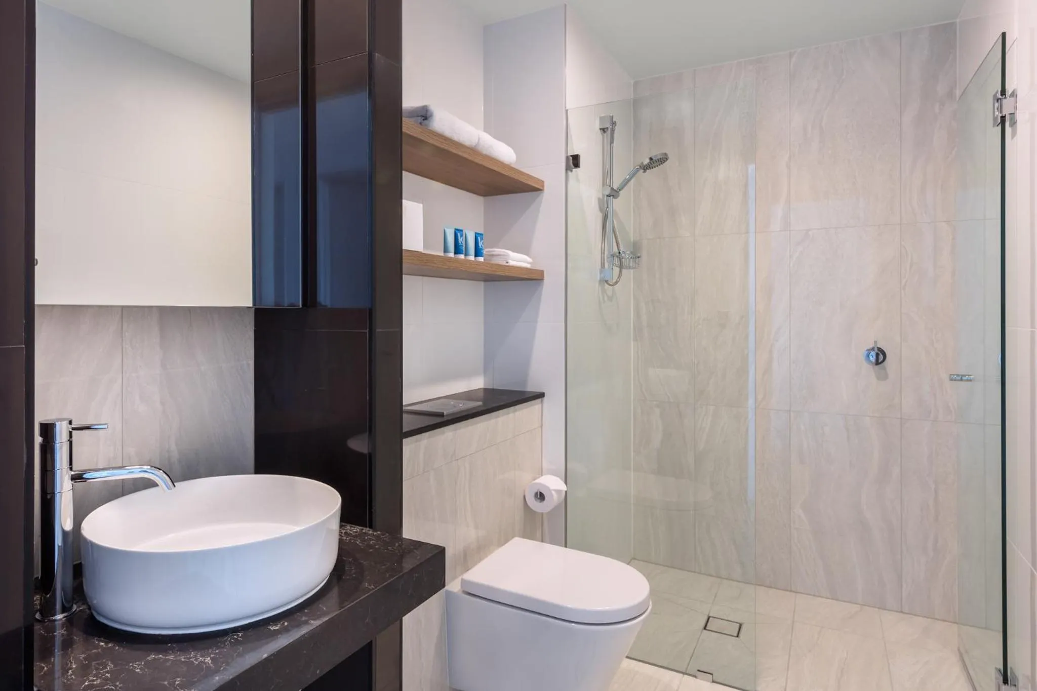 Bathroom in Meriton Suites Sussex Street, Sydney