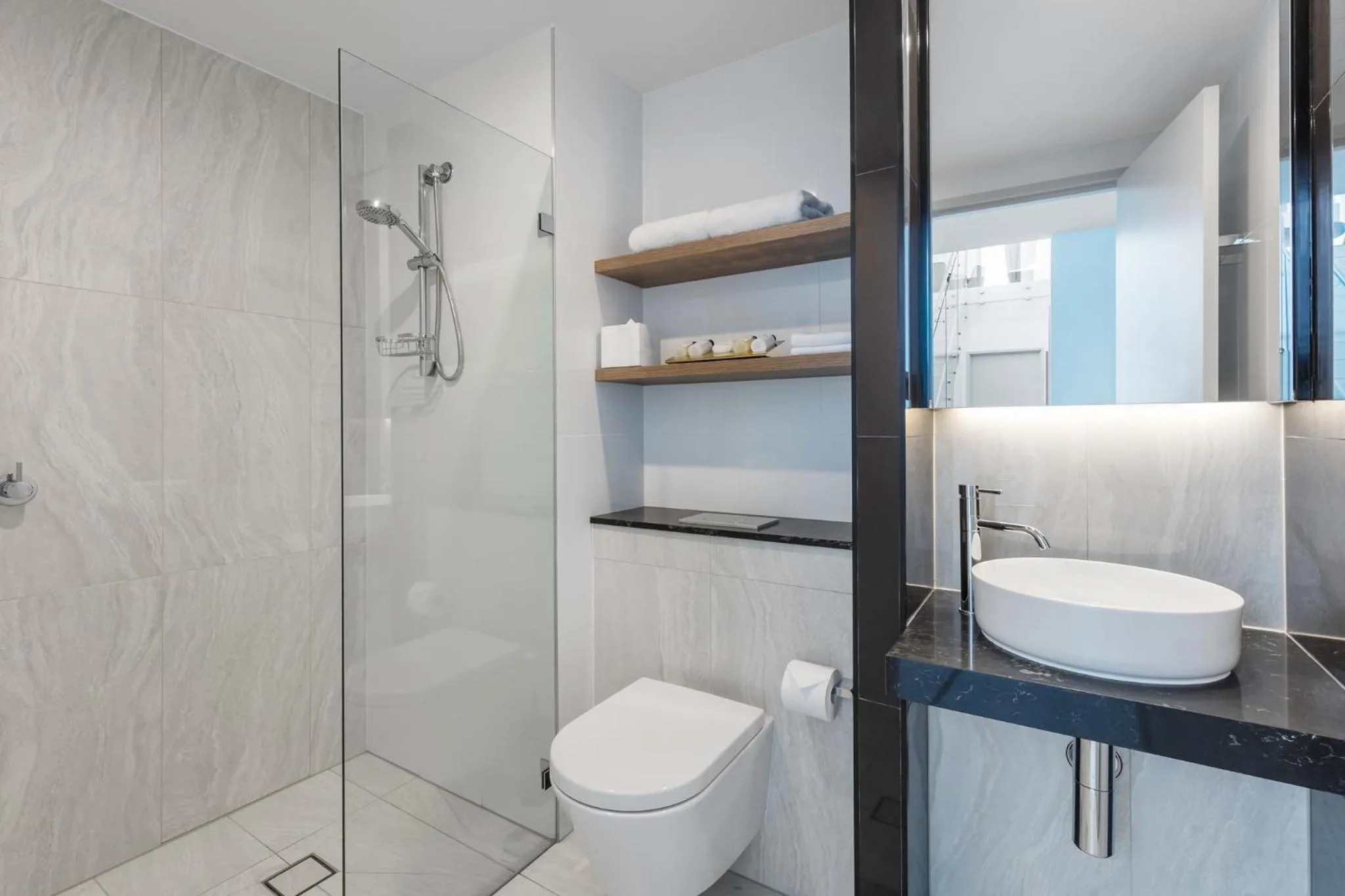 Bathroom in Meriton Suites Sussex Street, Sydney