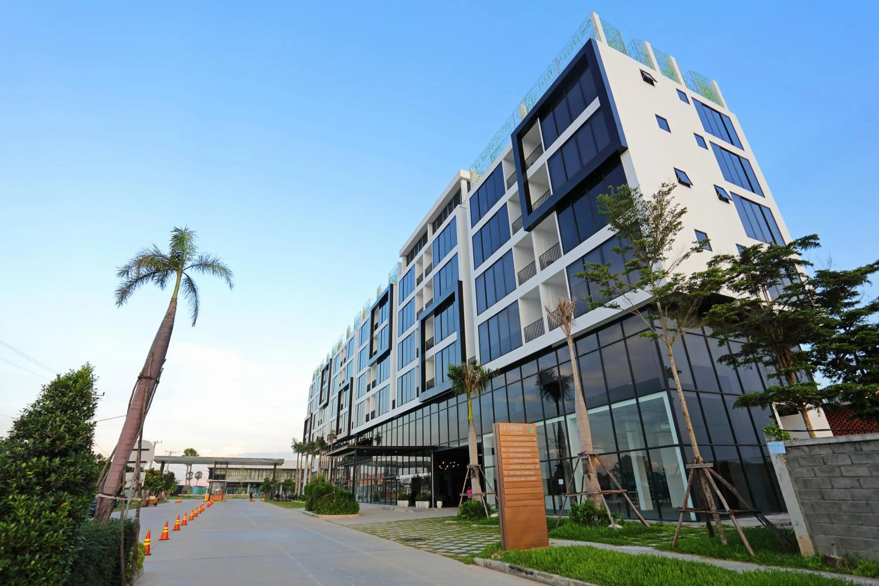 Facade/entrance in Eco Garden Residences