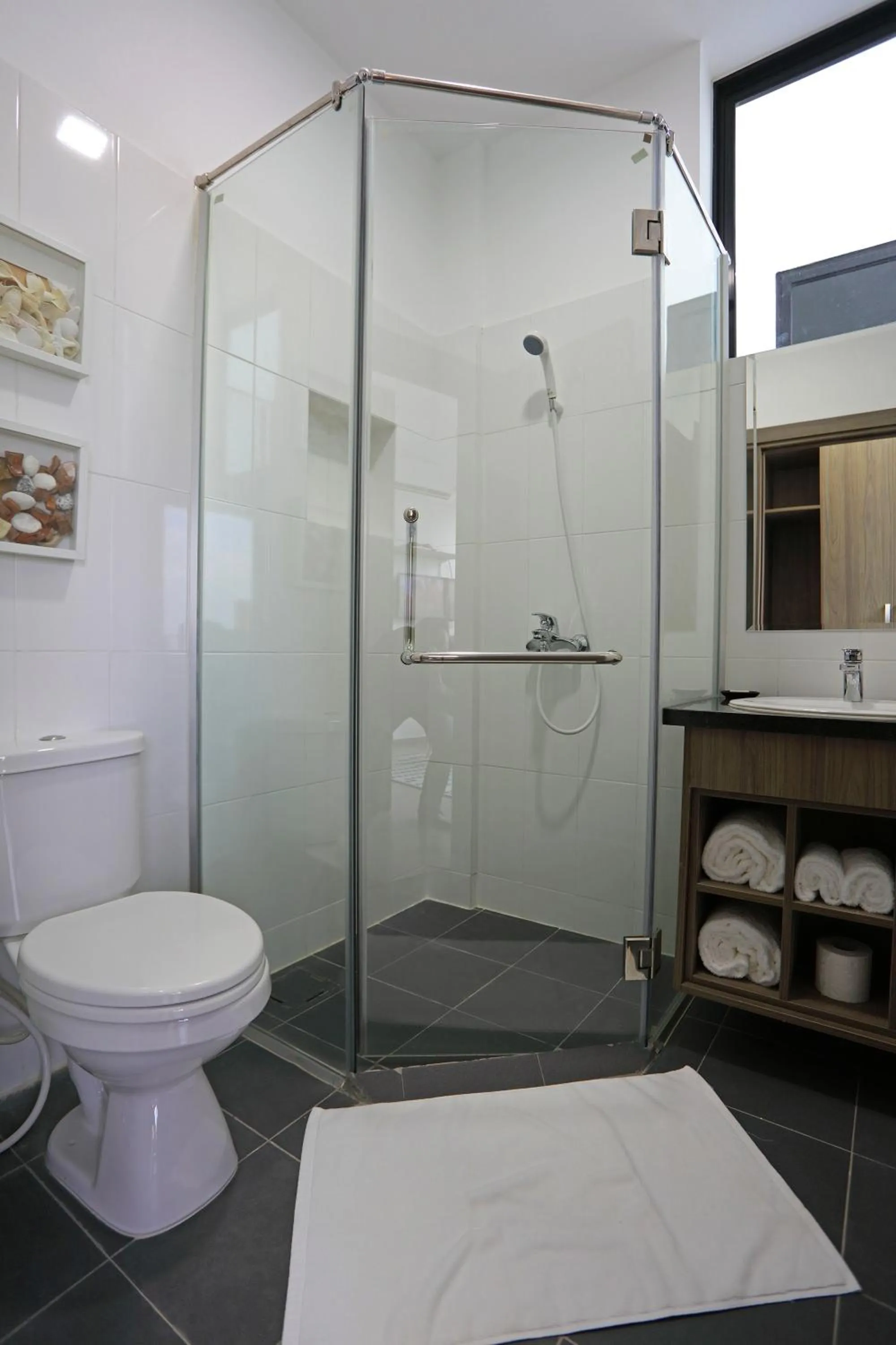 Shower in Eco Garden Residences