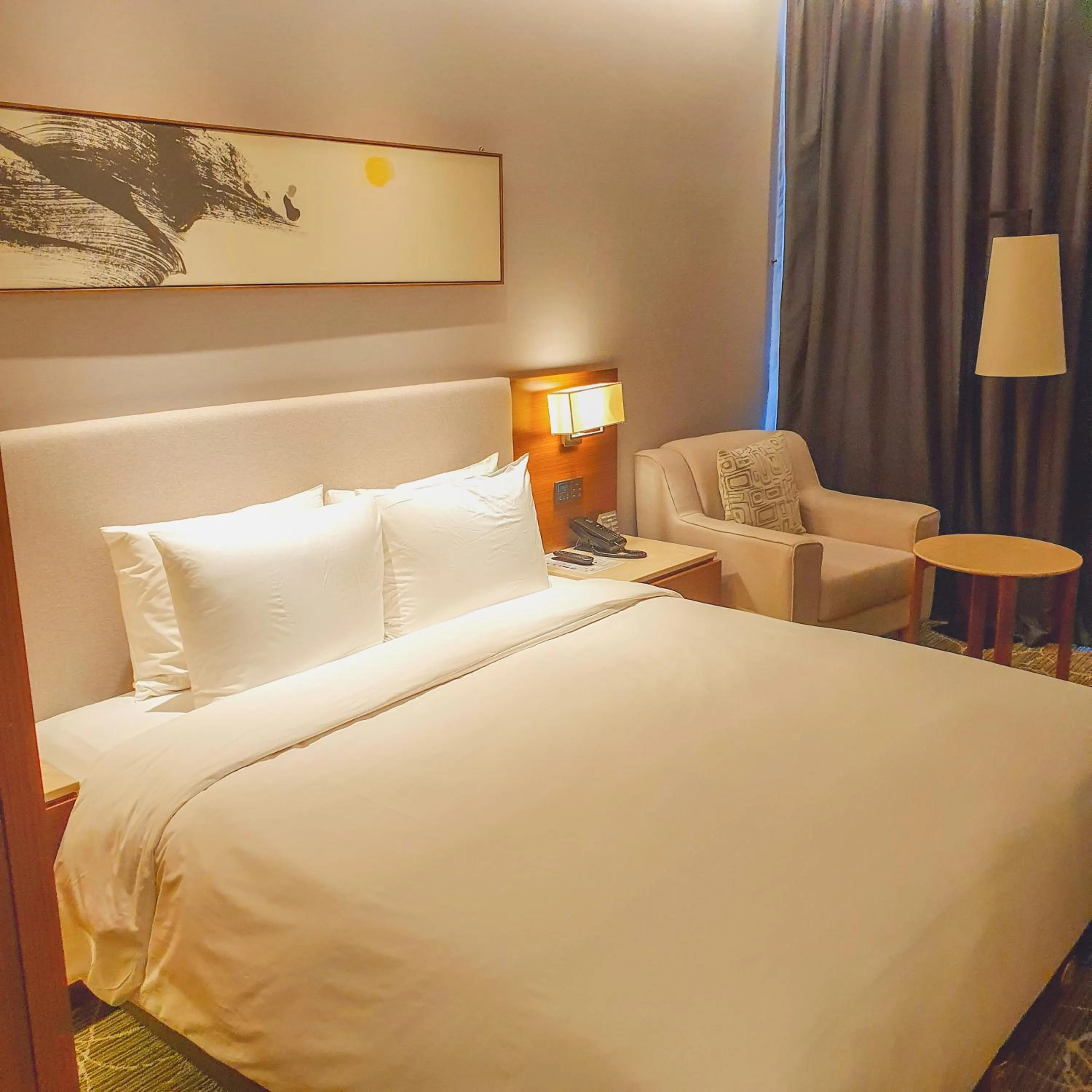 Photo of the whole room, Bed in Hotel Skypark Central Seoul Pangyo