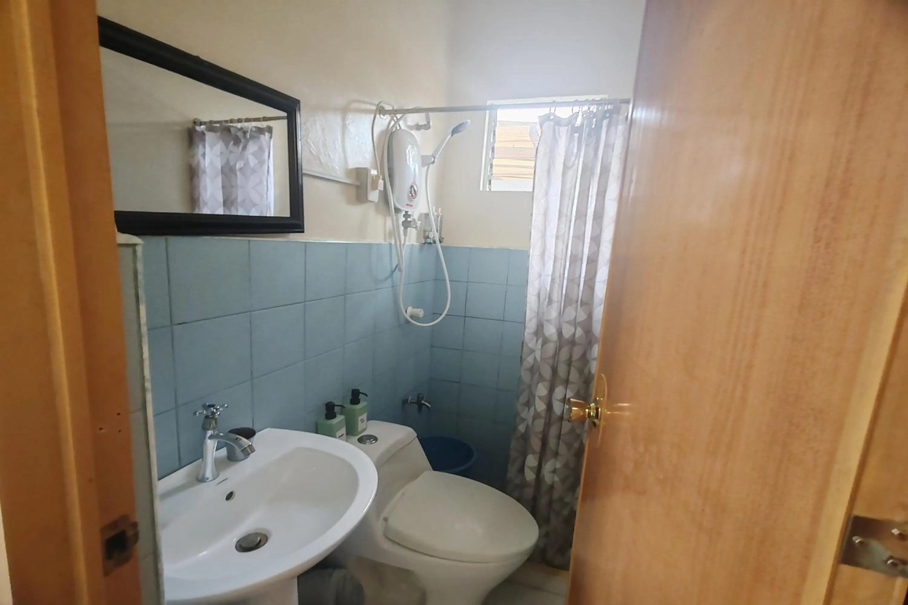 Bathroom in Intoy's Place Panglao near Beach