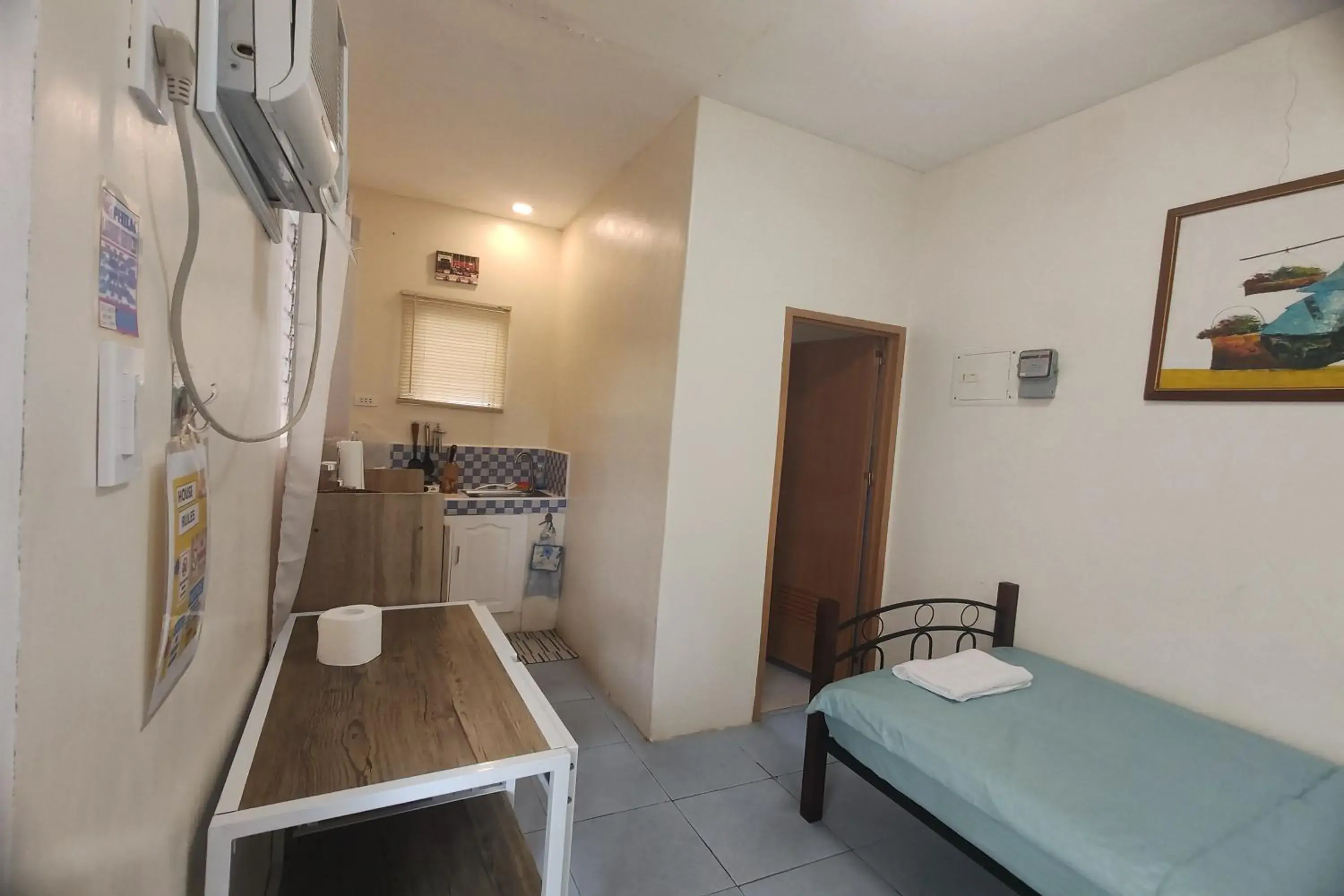 Bedroom, Bed in Intoy's Place Panglao near Beach Bedroom, Bed in Intoy's Place Panglao near Beach