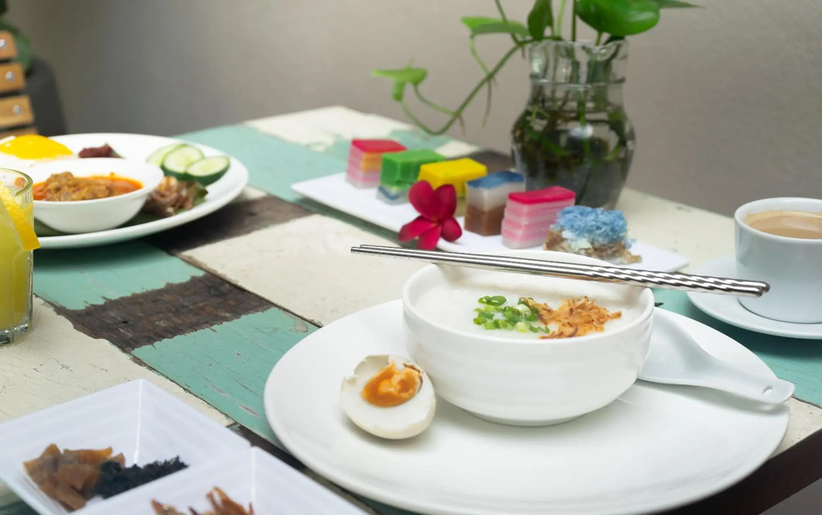 Breakfast in Treasures Hotel and Suites Breakfast in Treasures Hotel and Suites