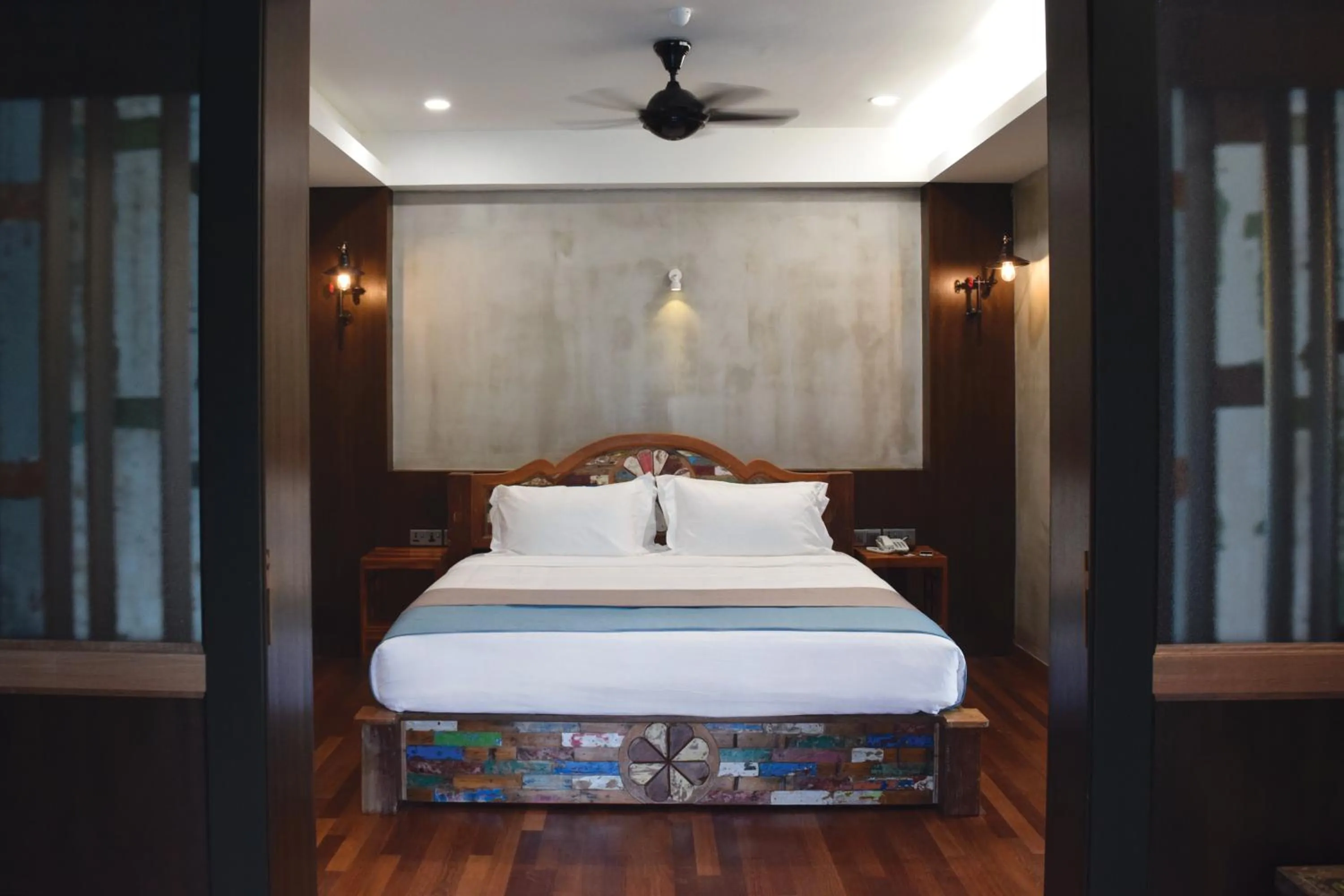 Bedroom, Bed in Treasures Hotel and Suites