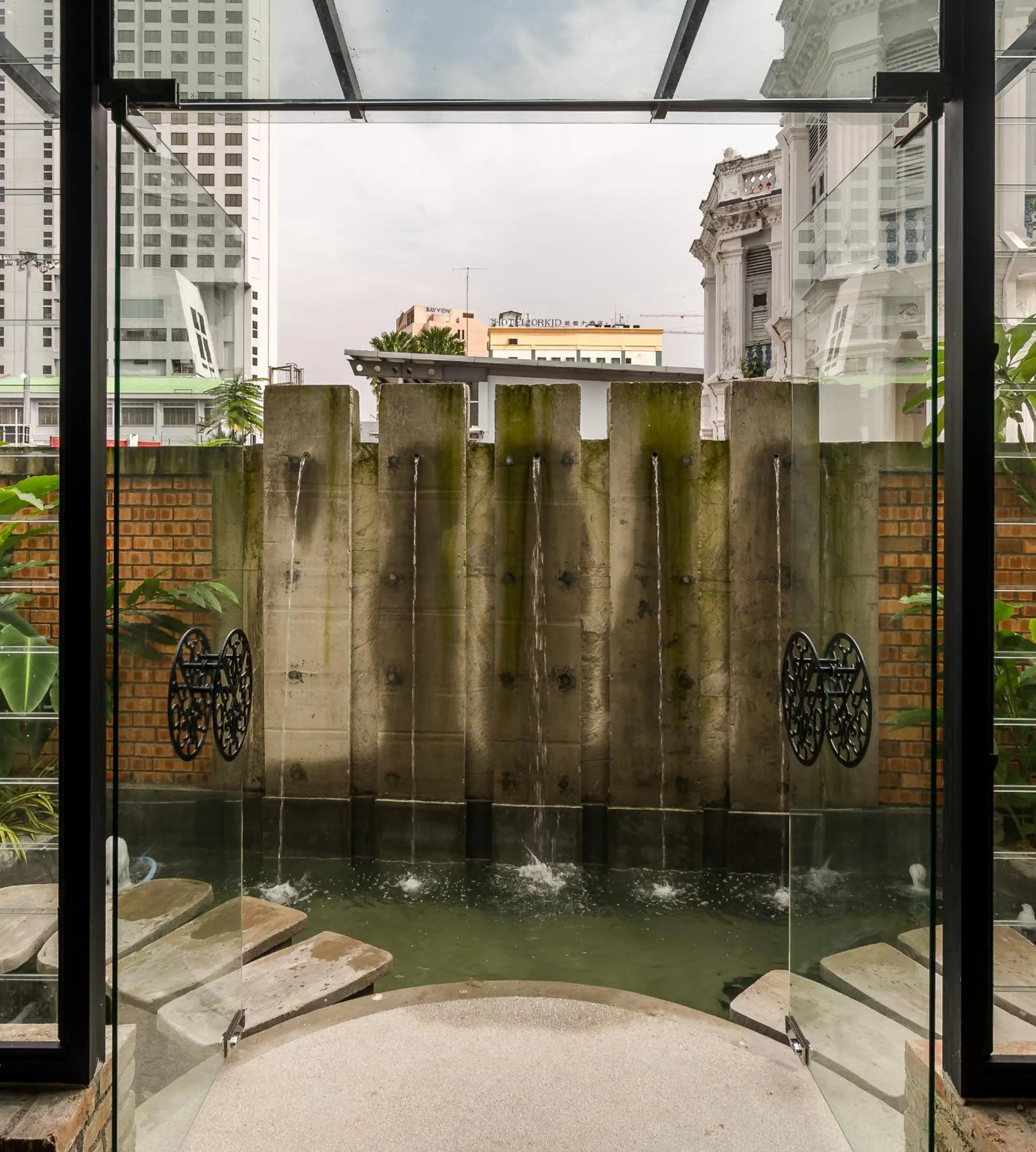Garden in Treasures Hotel and Suites