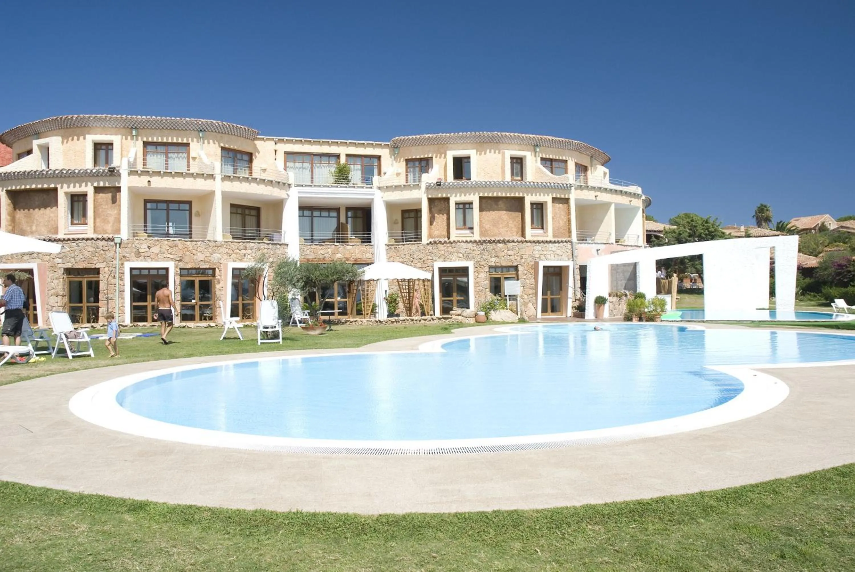 Swimming pool in Hotel Resort & Spa Baia Caddinas