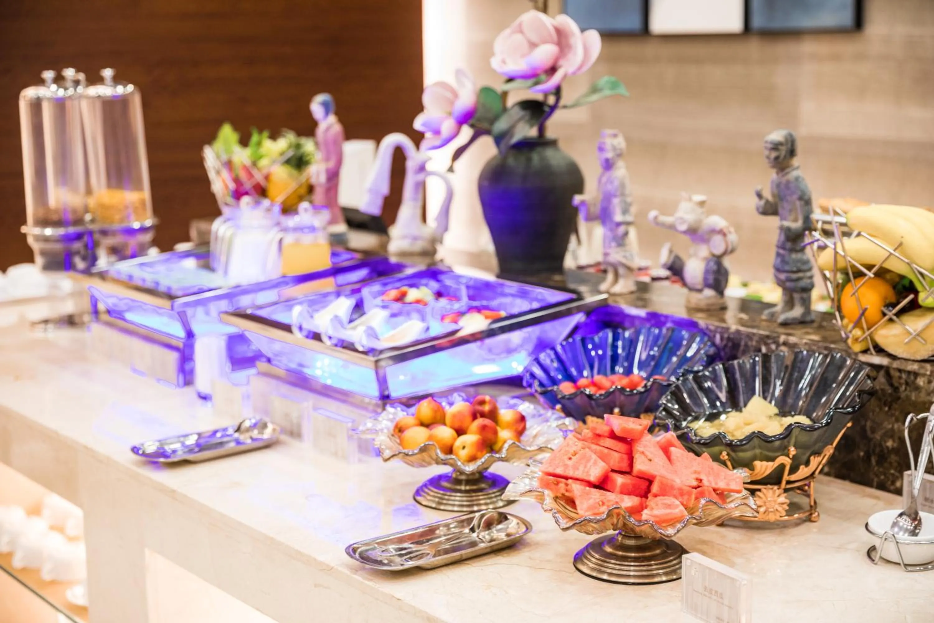 Buffet breakfast in Metropolo Jinjiang Xuzhou Railway Station Suning Plaza Chudu