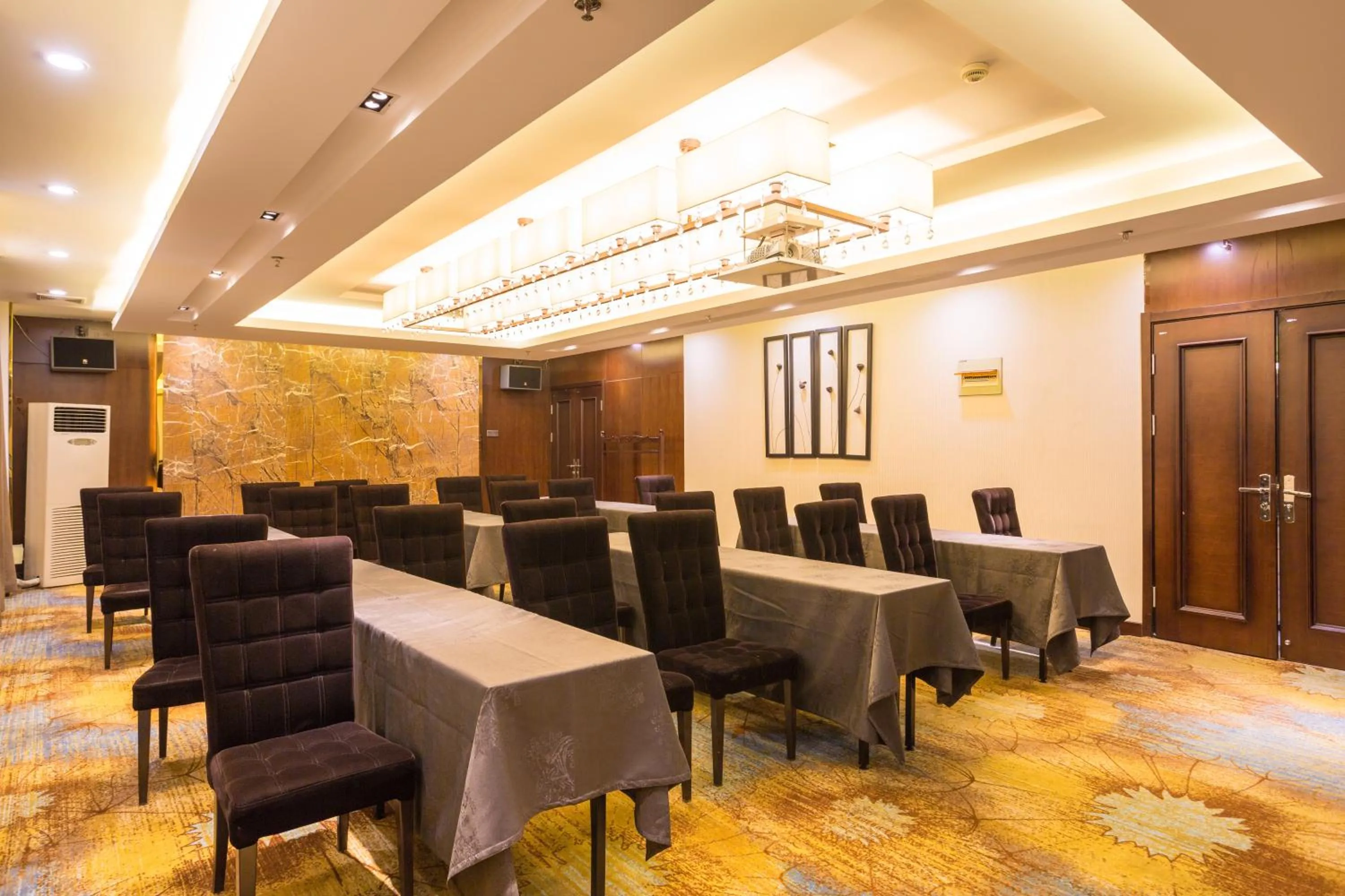 Metropolo Jinjiang Xuzhou Railway Station Suning Plaza Chudu