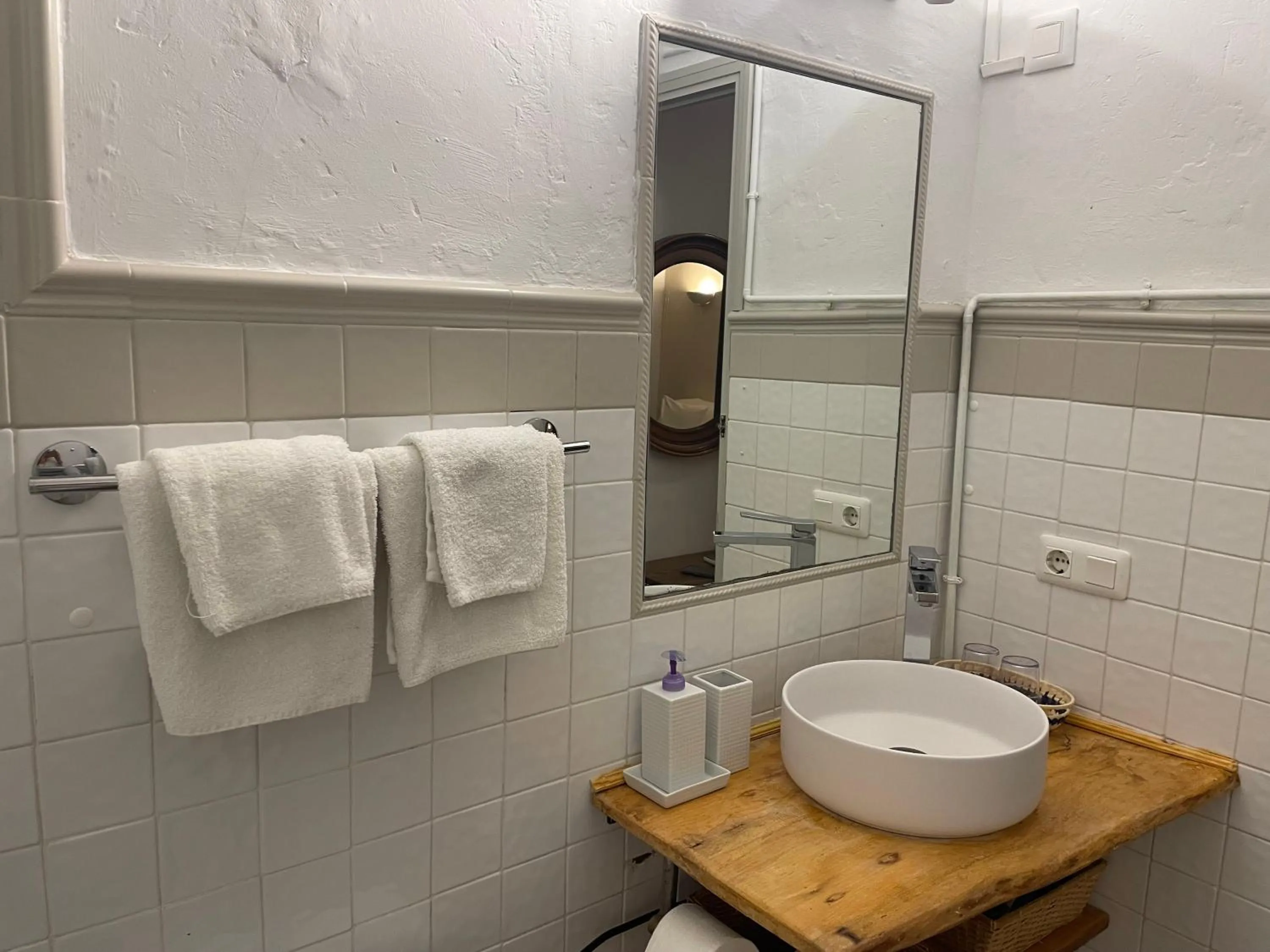 Bathroom in Sa Plana Petit Hotel