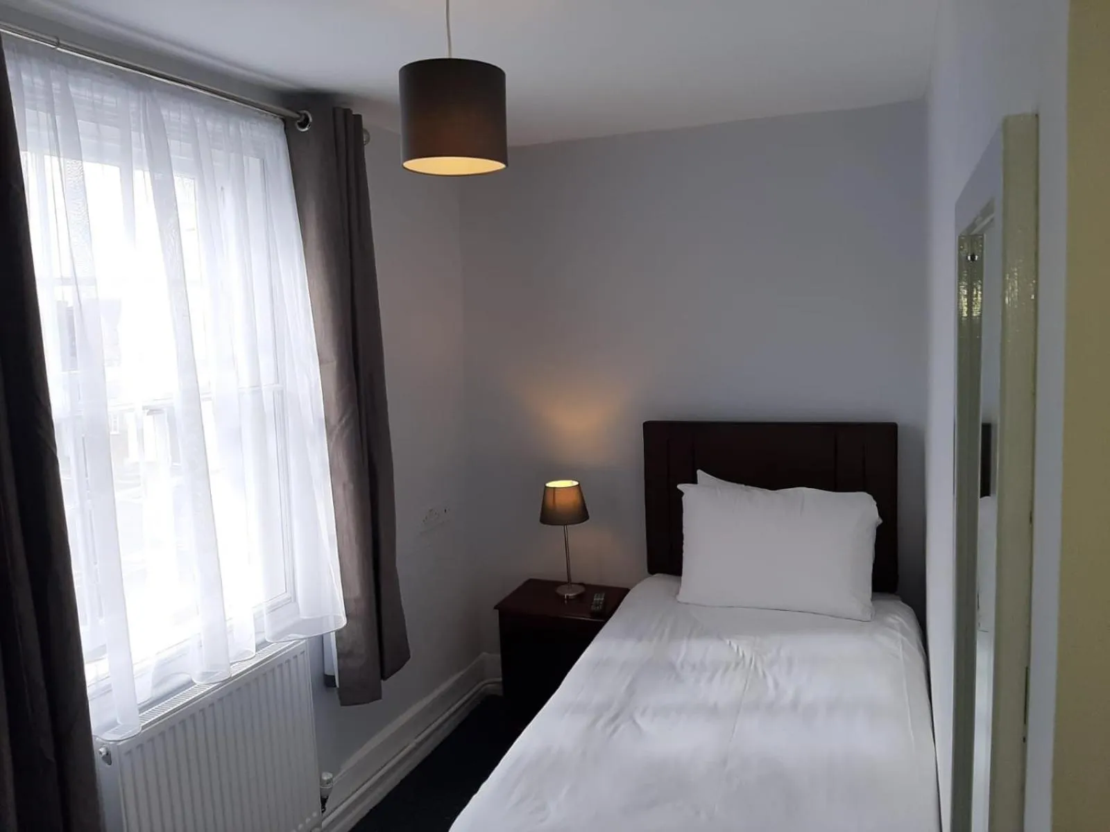 Bedroom, Bed in Castle Hotel