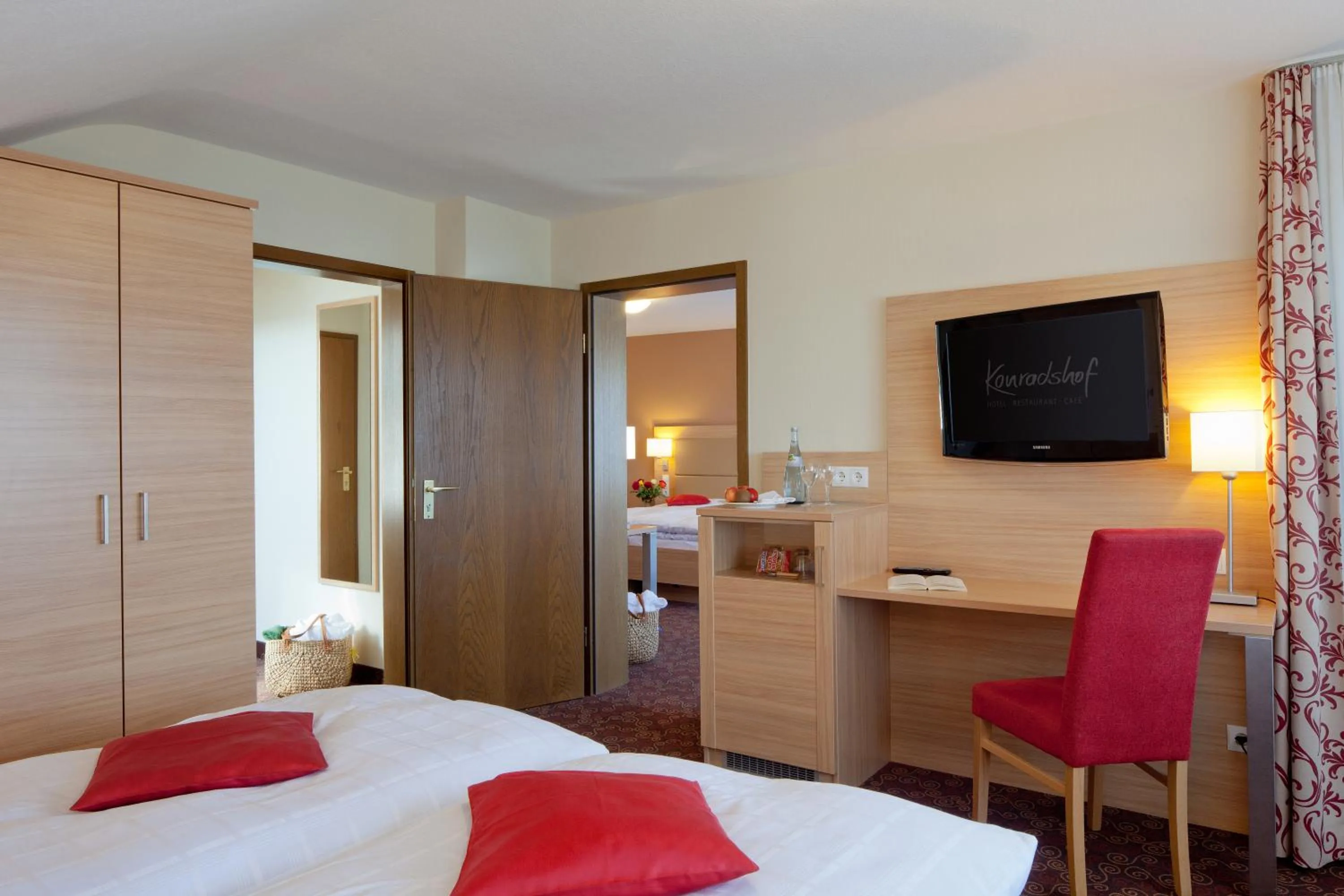 Photo of the whole room, Bed in Hotel Konradshof