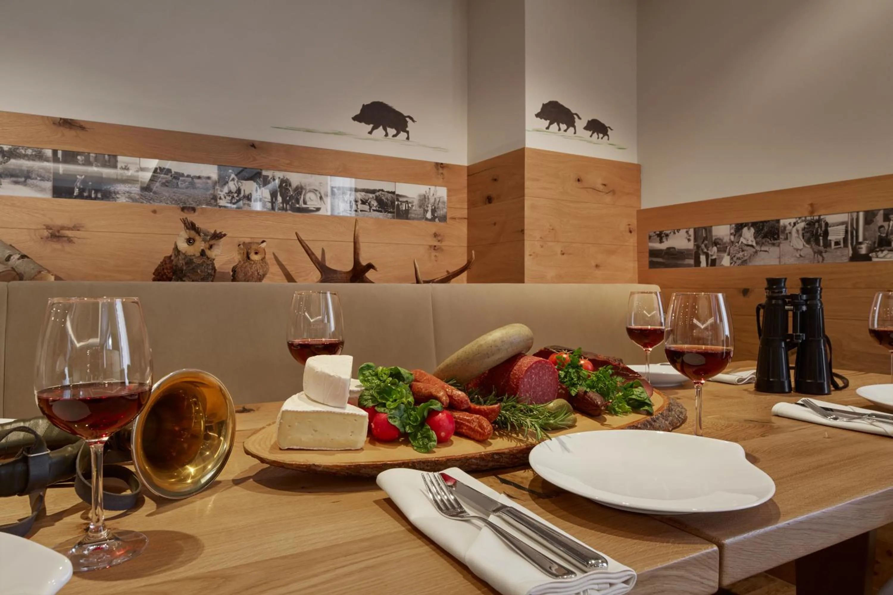 Restaurant/places to eat in Hotel Konradshof