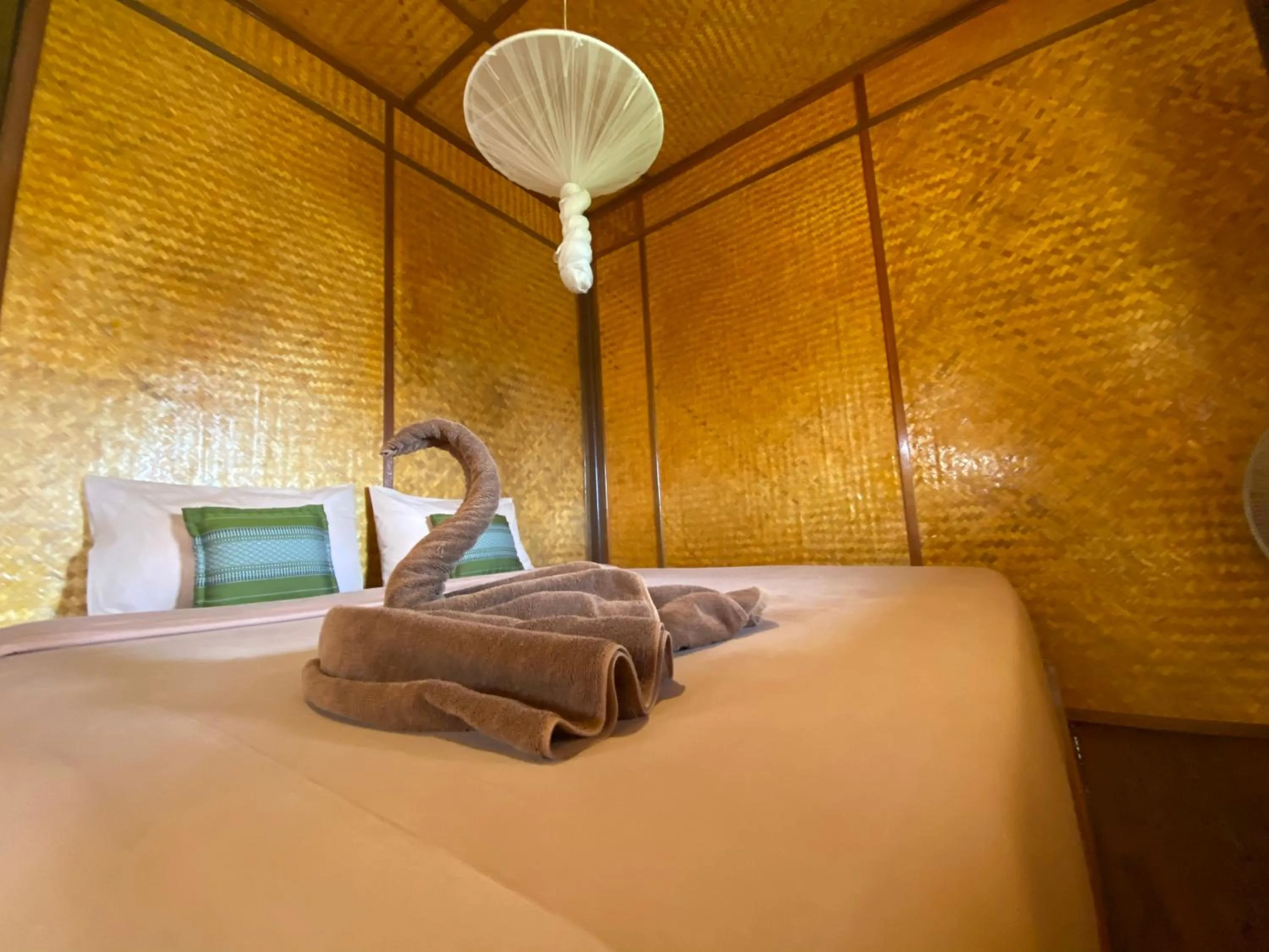 Bed in Pai Smilehouse