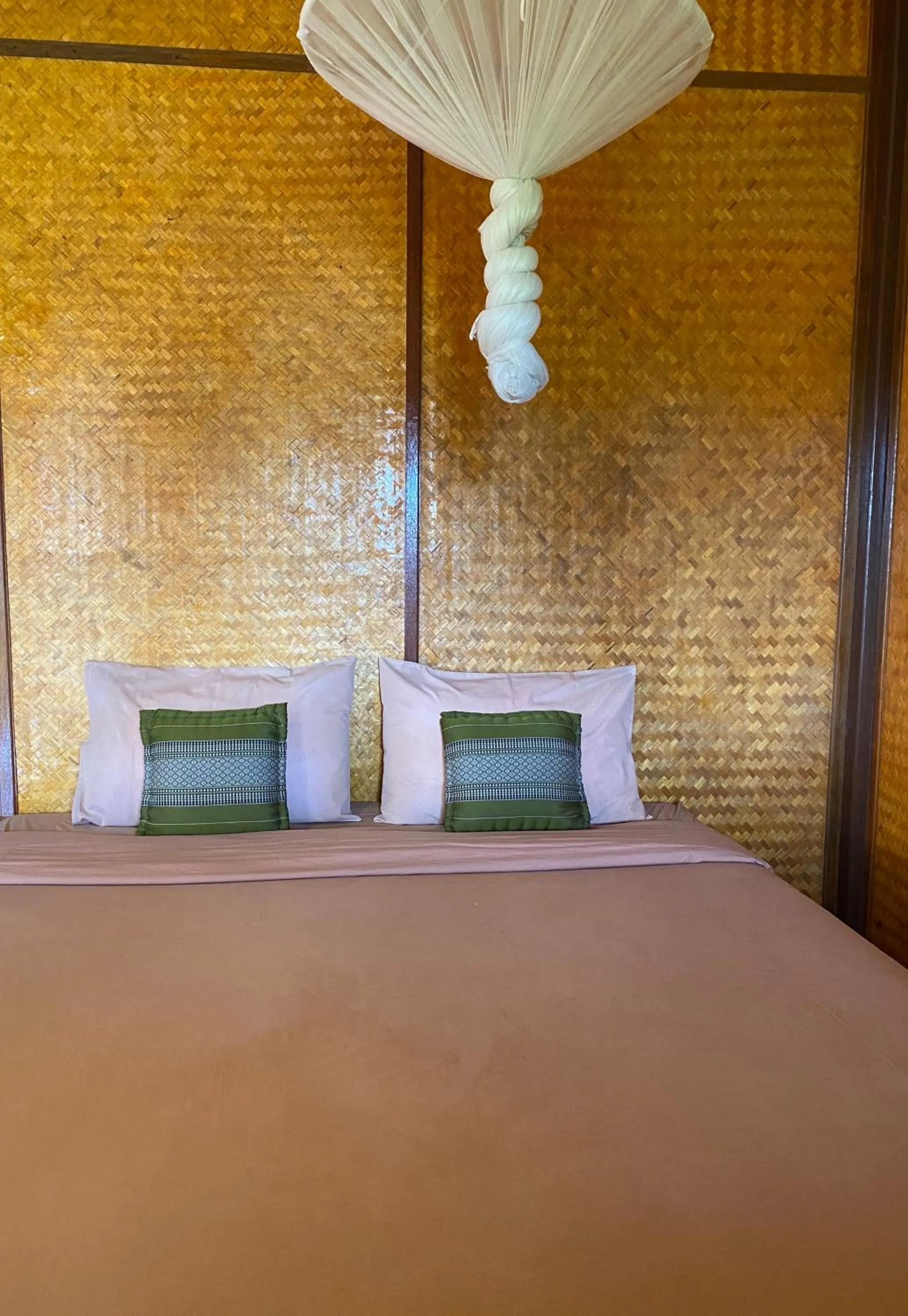 Bed in Pai Smilehouse