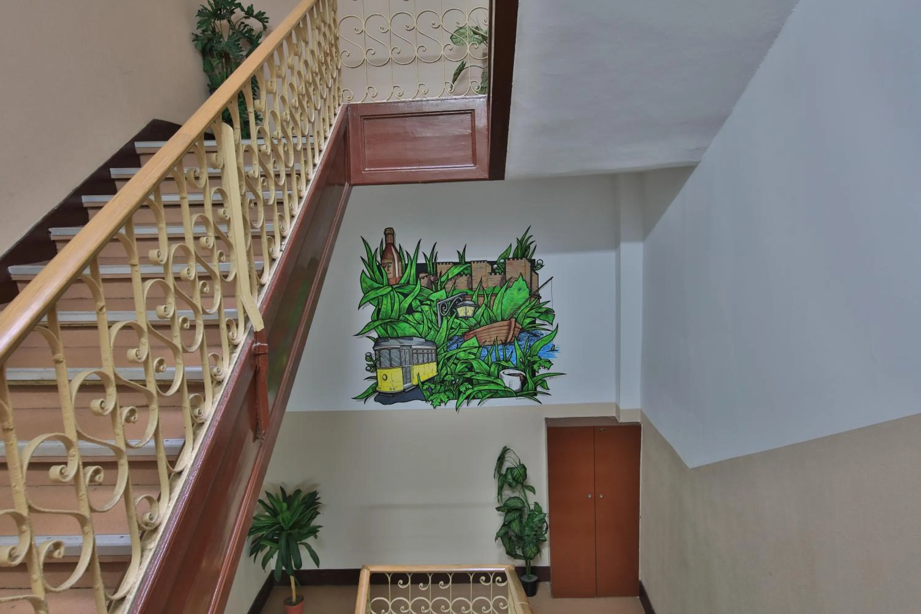 Decorative detail in Pensao Praca Da Figueira