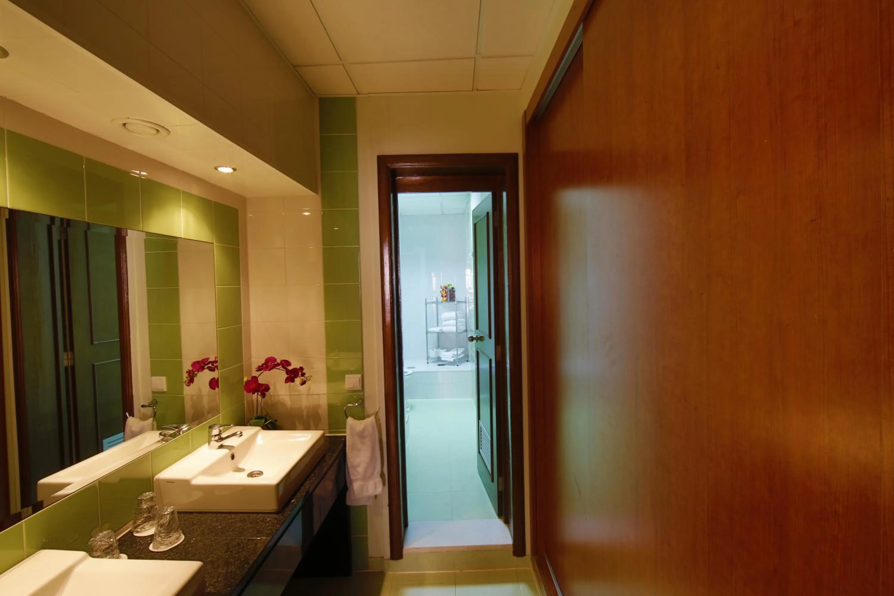 Bathroom in Pensao Praca Da Figueira