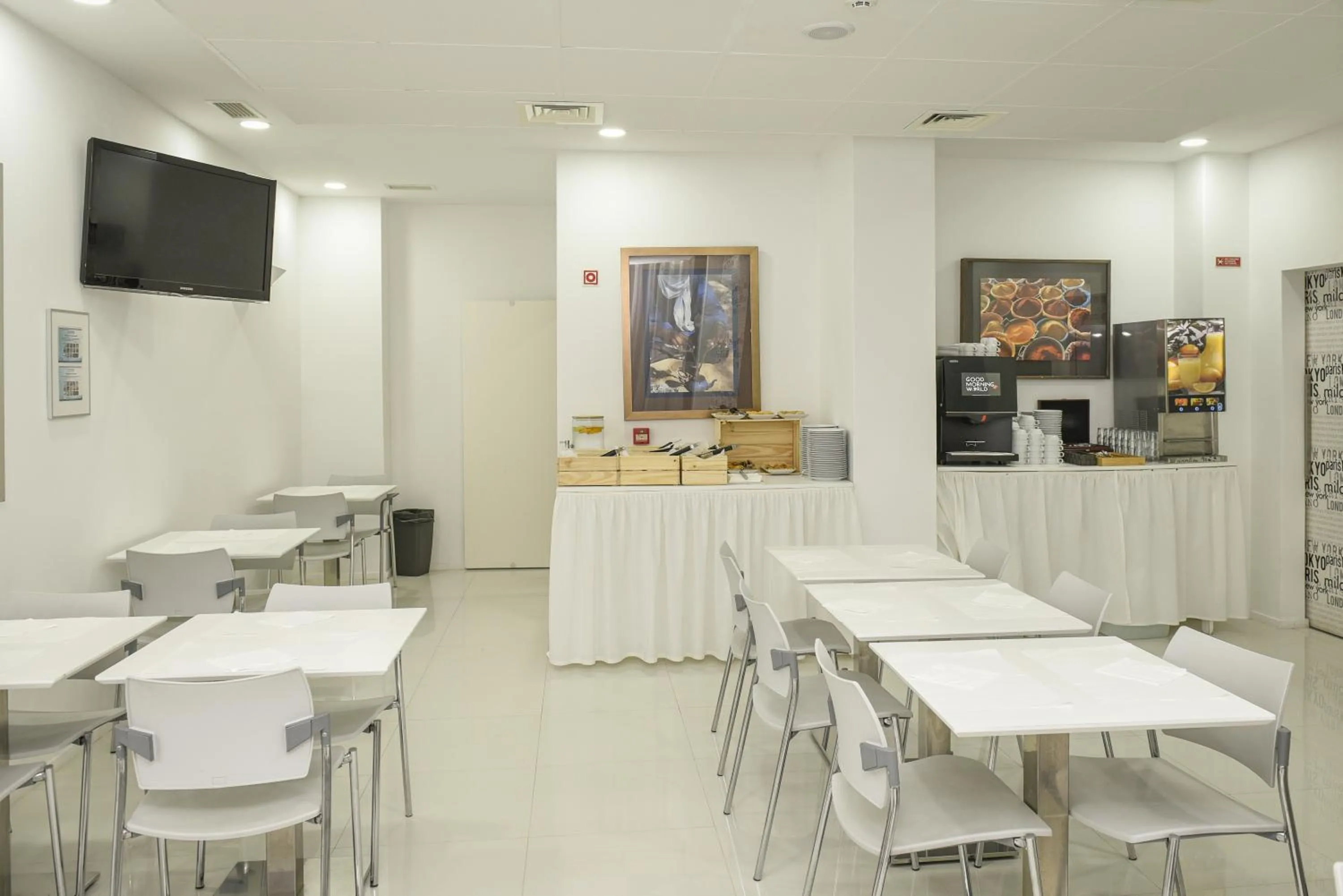 Coffee/tea facilities in Dom Joao Hotel