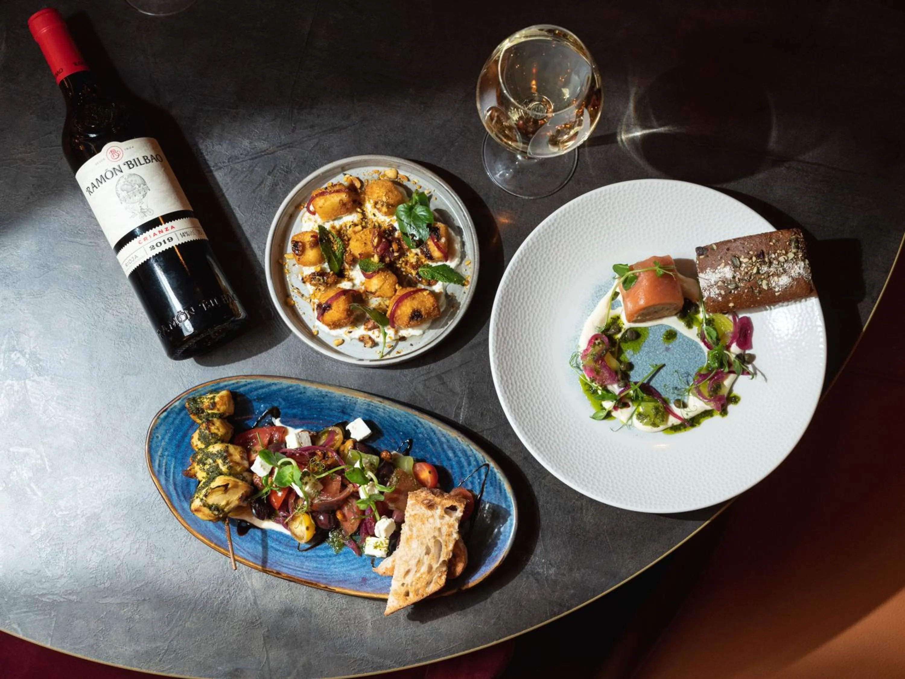 Restaurant/places to eat in Seagoe Hotel